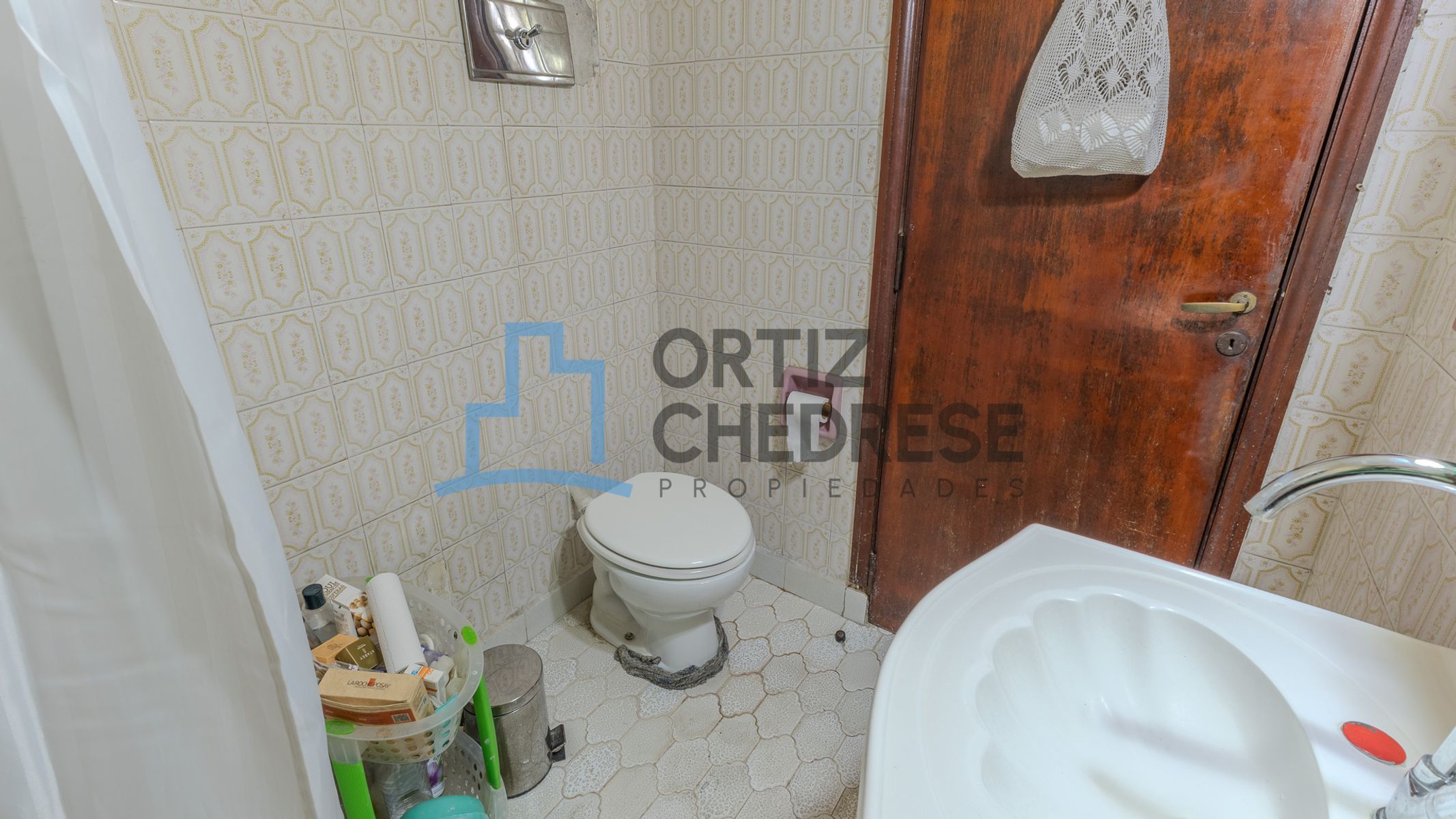 Comodoro Rivadavia 100 - Casa de 5 ambientes doble lote con pileta - Los Polvorines - 32