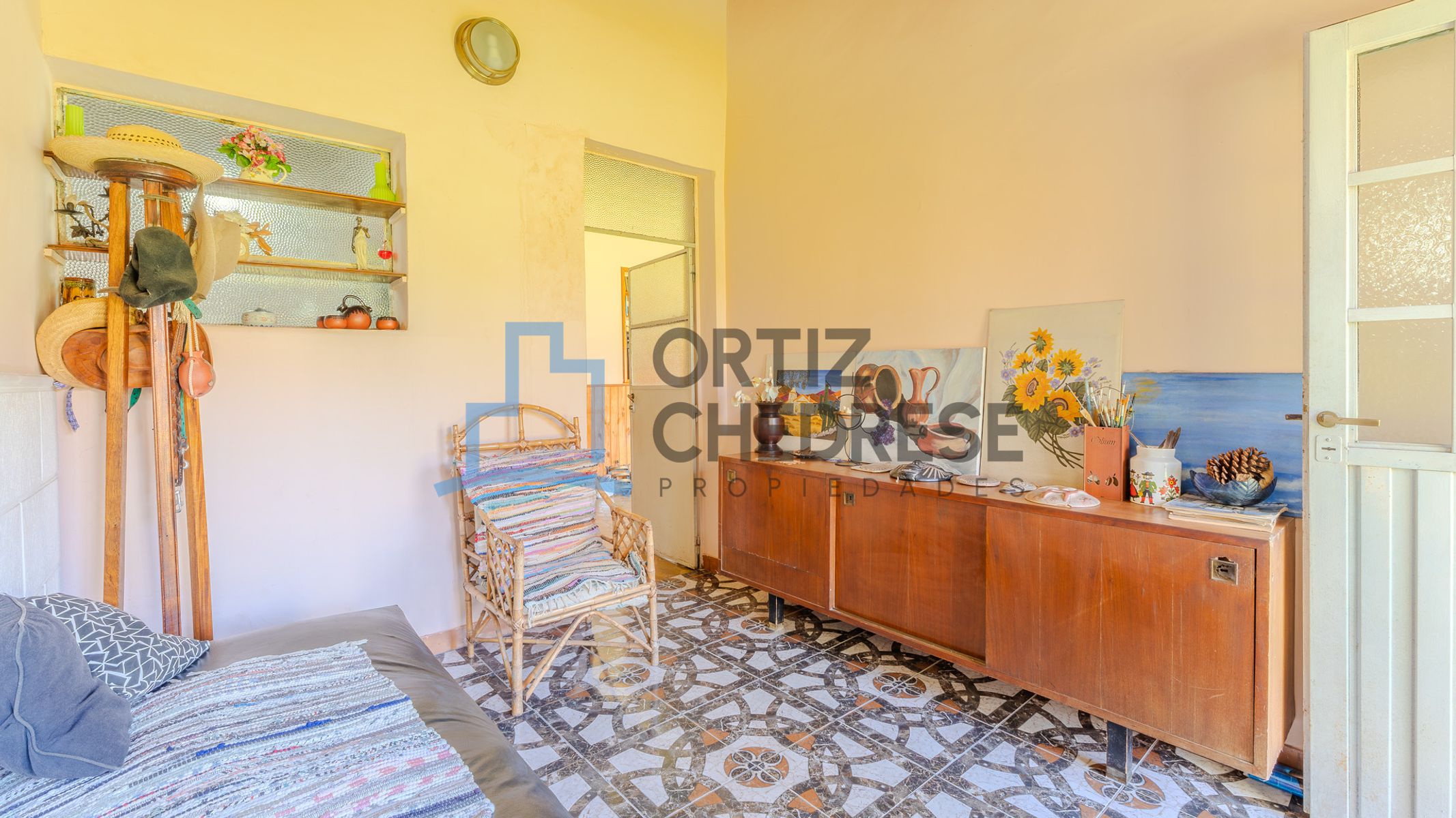 Comodoro Rivadavia 100 - Casa de 5 ambientes doble lote con pileta - Los Polvorines - 45