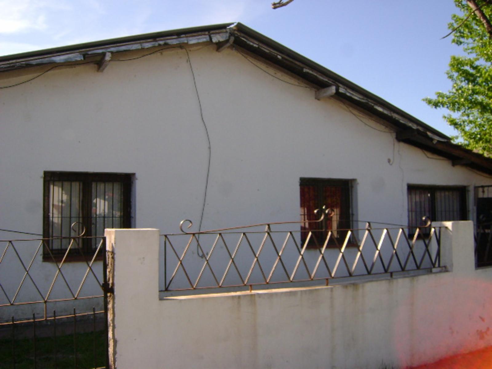 CASA - SAN NICOLAS 5008 - JOSE C PAZ — foto 8