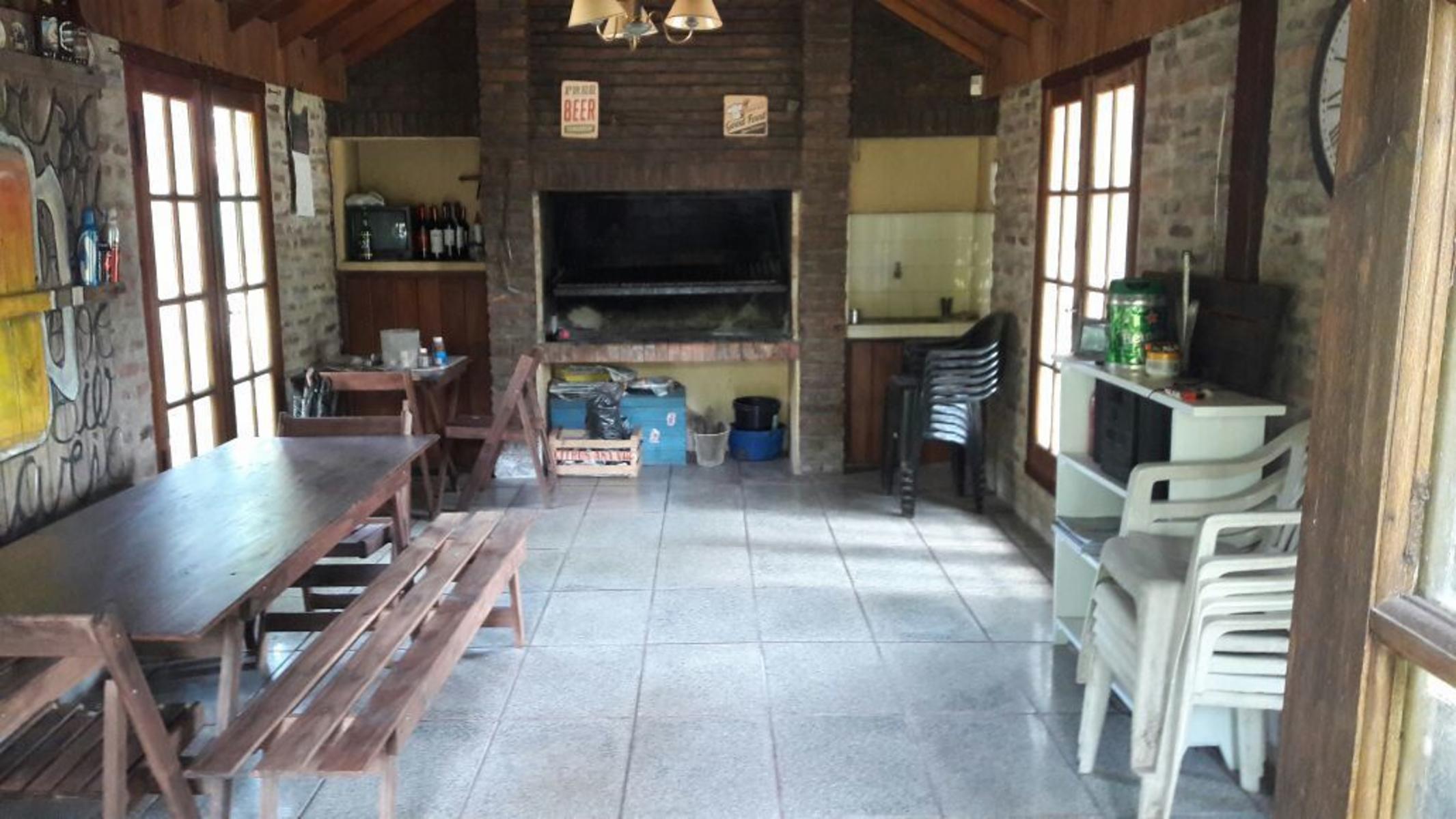 CASA - JULIAN MARTEL esq CHARLONE - SAN MIGUEL — foto 2