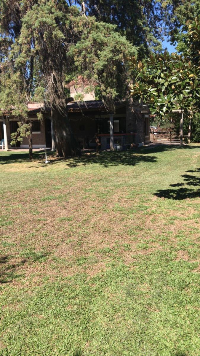 CASA - BARRIO EL LAGO - BELLA VISTA