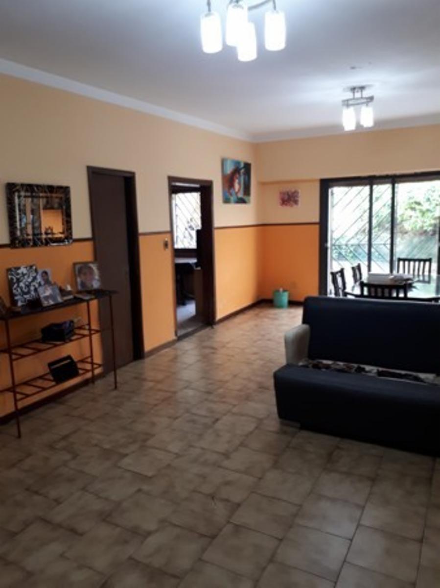 CASA 5 AMB Lote Propio 2 Plantas Garaje 3 Bañ - 4