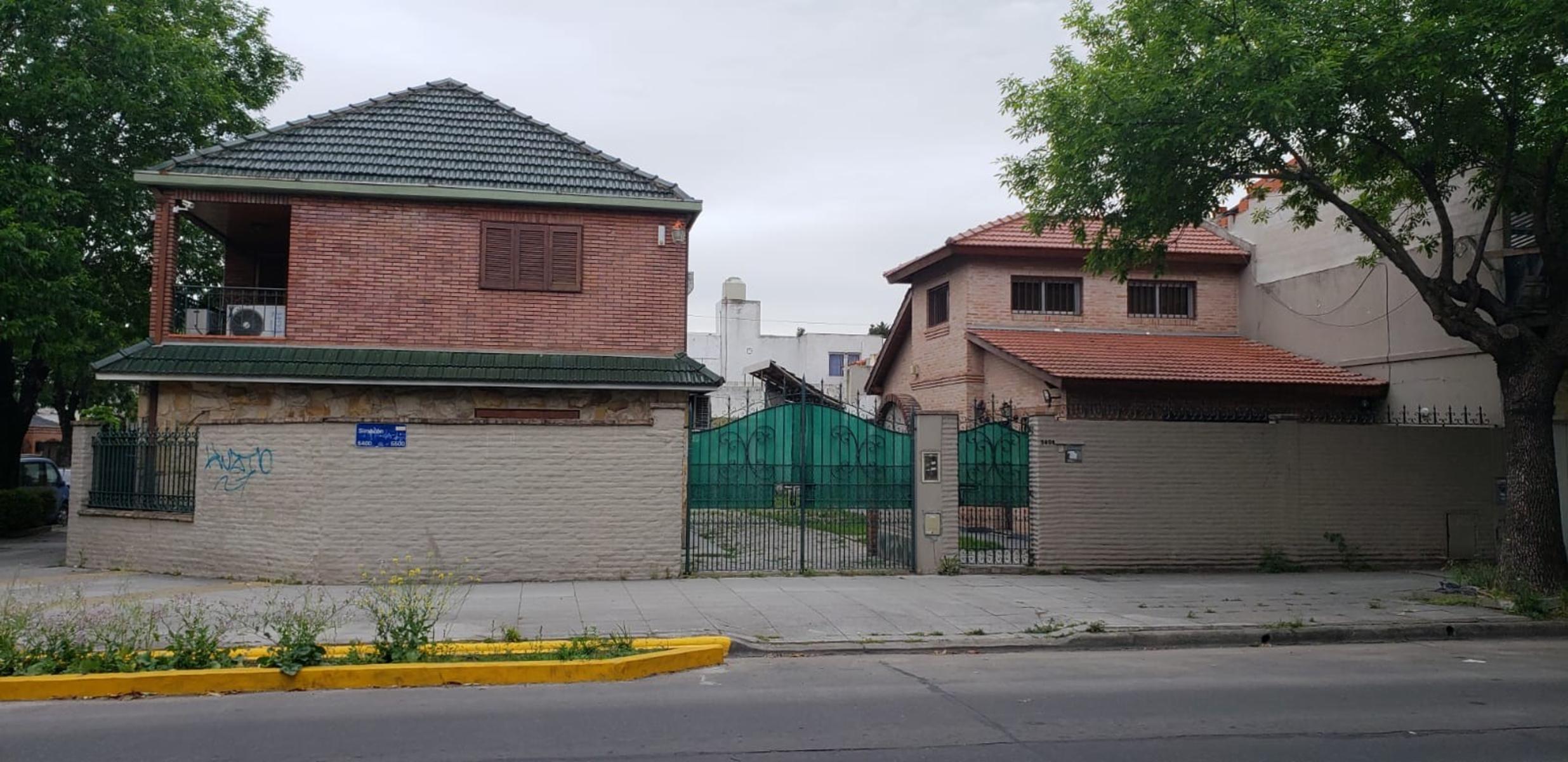 2 Propiedades unidas con Lotes de 12,07 x 24,05 y 9,02 x 24,06. Ideal Uso Comercial y Vivienda - 9