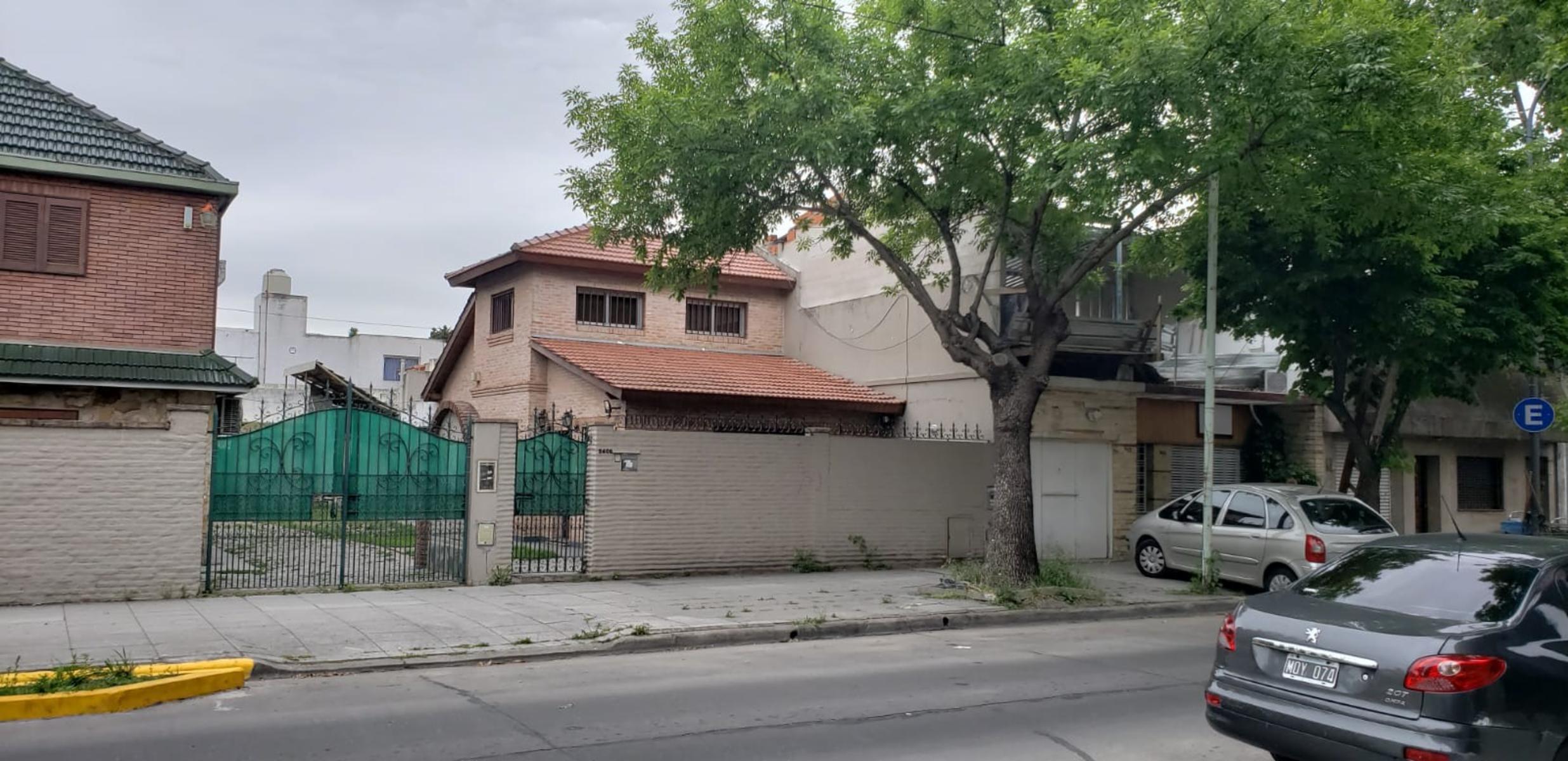 2 Propiedades unidas con Lotes de 12,07 x 24,05 y 9,02 x 24,06. Ideal Uso Comercial y Vivienda - 20