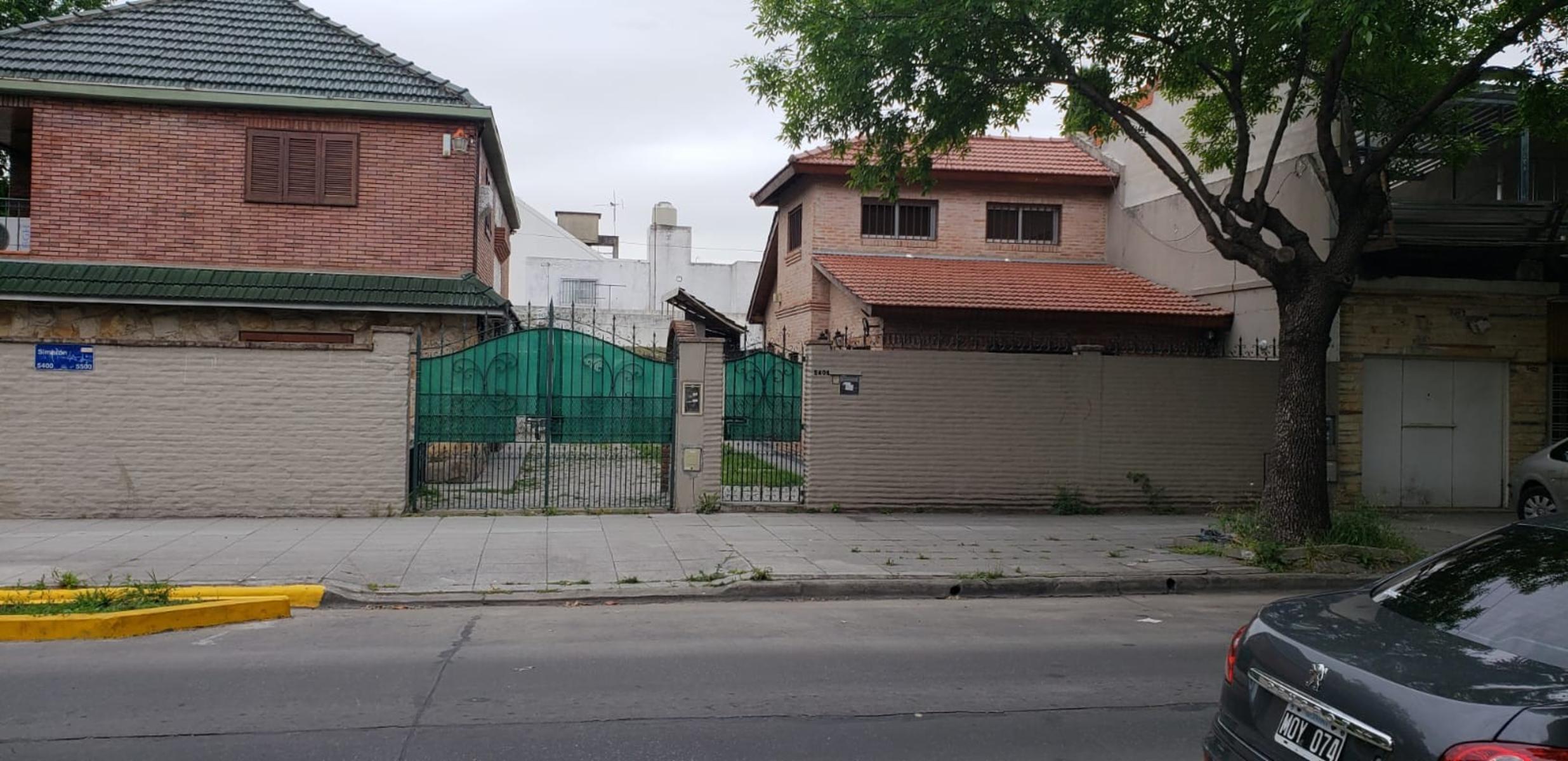2 Propiedades unidas con Lotes de 12,07 x 24,05 y 9,02 x 24,06. Ideal Uso Comercial y Vivienda - 22