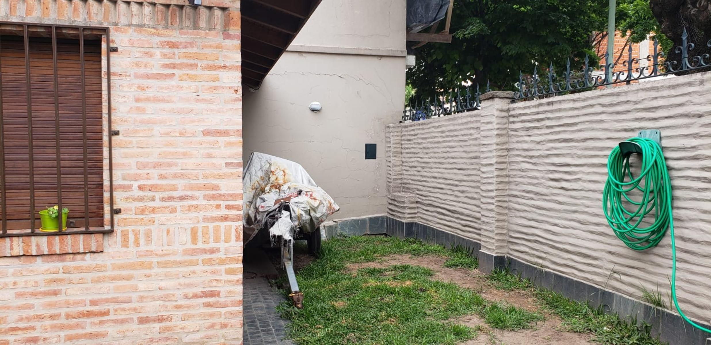 2 Propiedades unidas con Lotes de 12,07 x 24,05 y 9,02 x 24,06. Ideal Uso Comercial y Vivienda - 29
