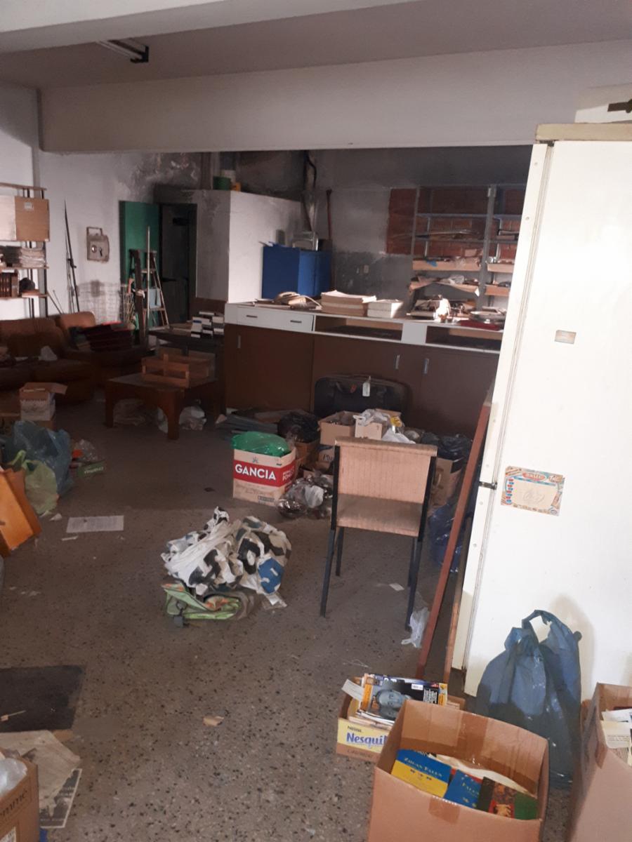 Lote 8,66 x 55 Galpón y 3 deptos por pasillo - 25