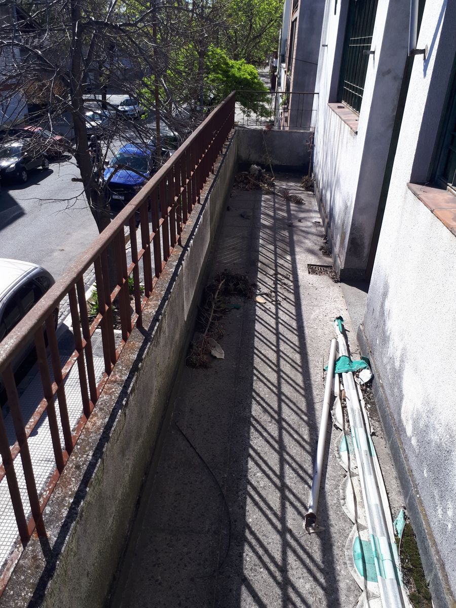 Lote 8,66 x 55 Galpón y 3 deptos por pasillo - 26