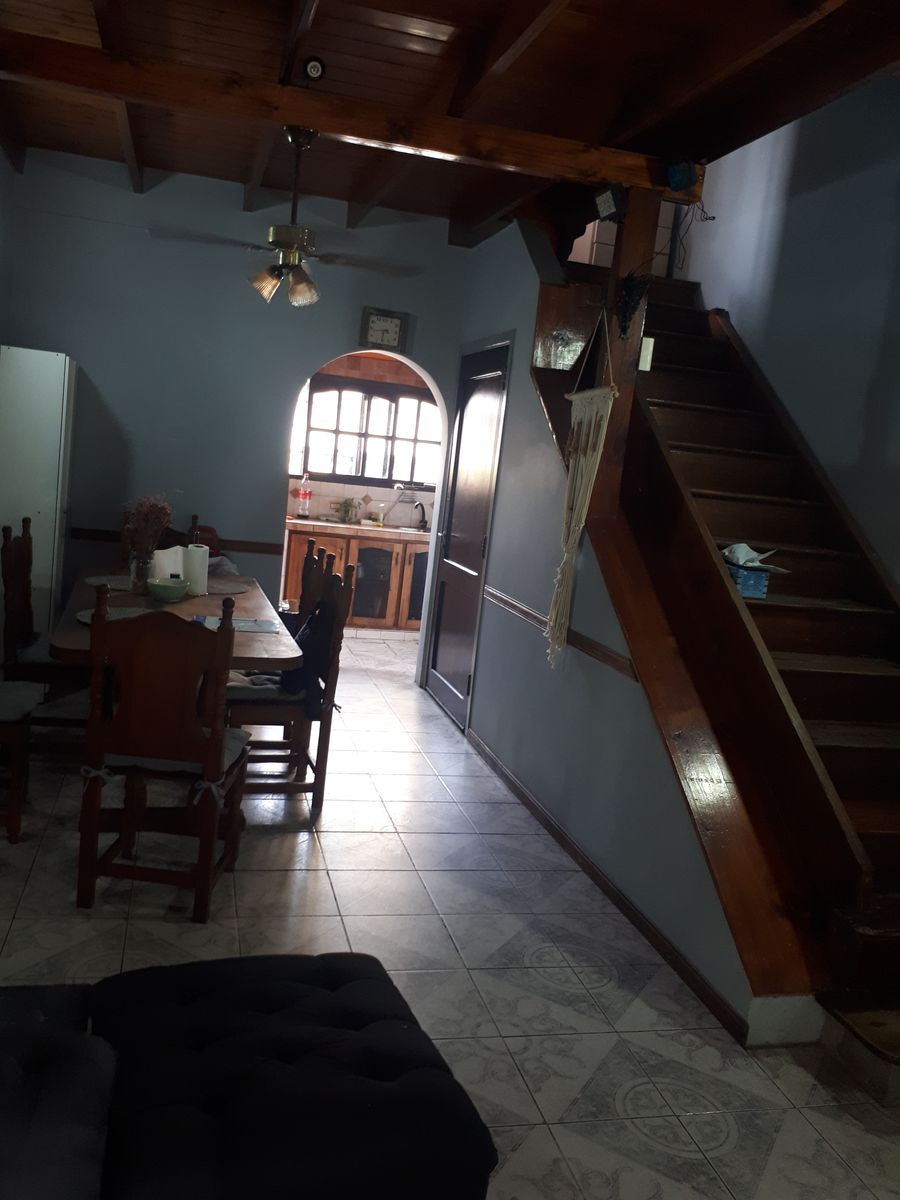 P.H. 5 Amb 1º piso x escal Fte 188 m2 Local o Garaje 3 bñ quincho Tza — foto 14