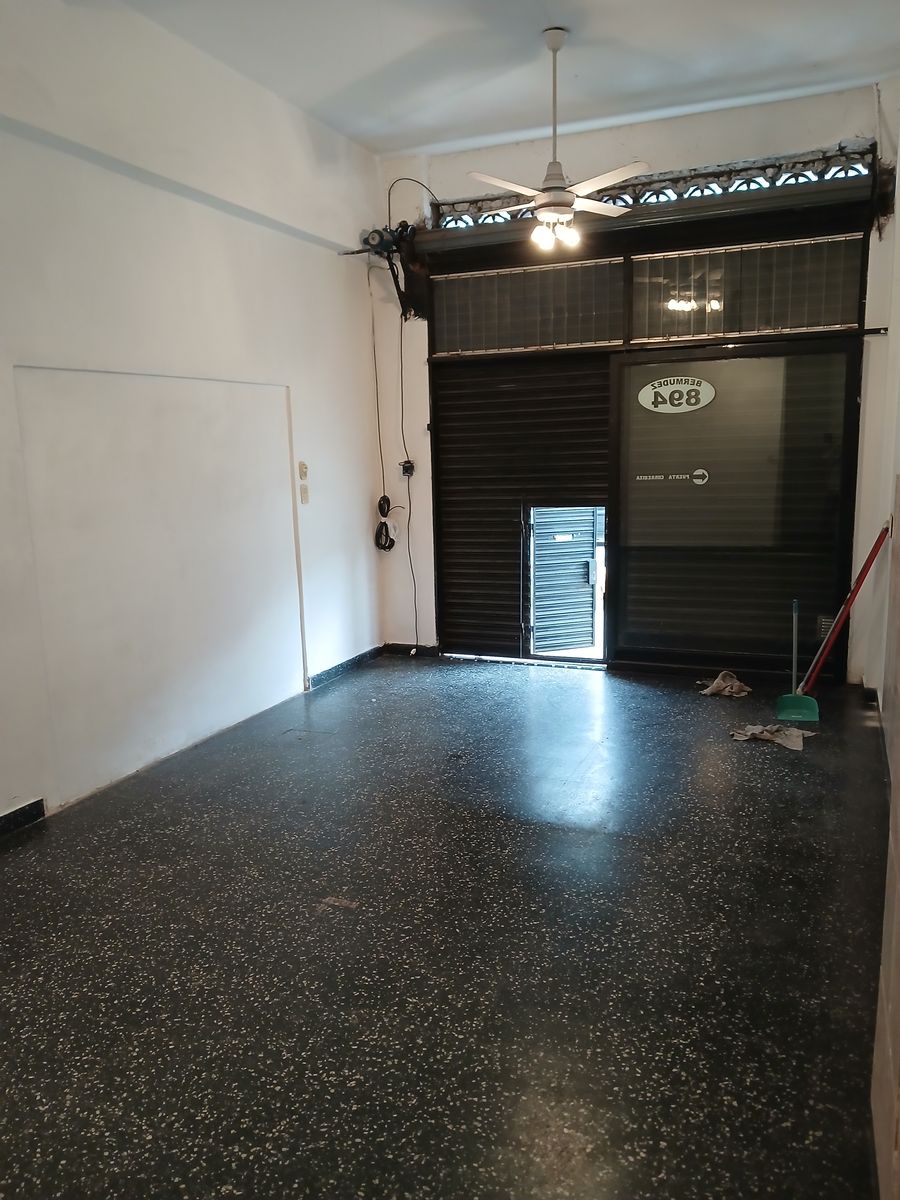 Local 8 x 4 M B Est Lumin Sin Exp - 6