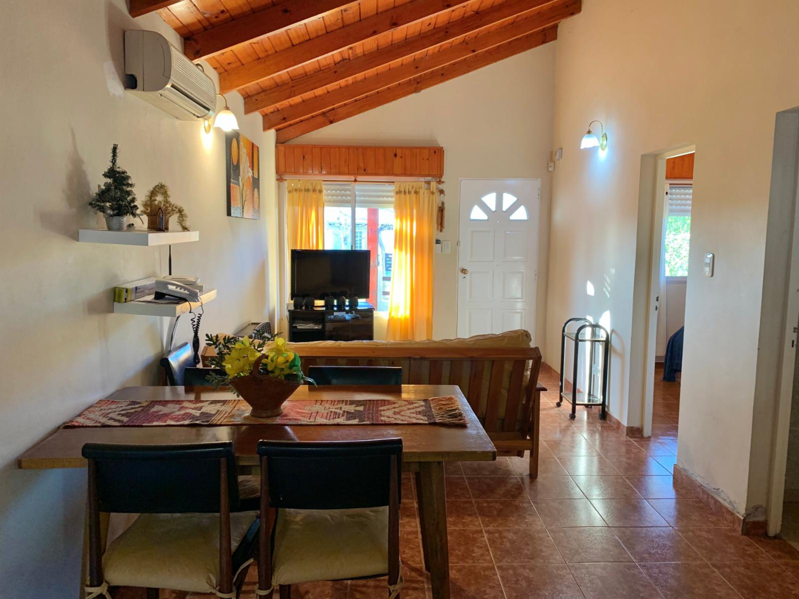 CASA CON QUINCHO Y ESTACIONAMIENTO — foto 6