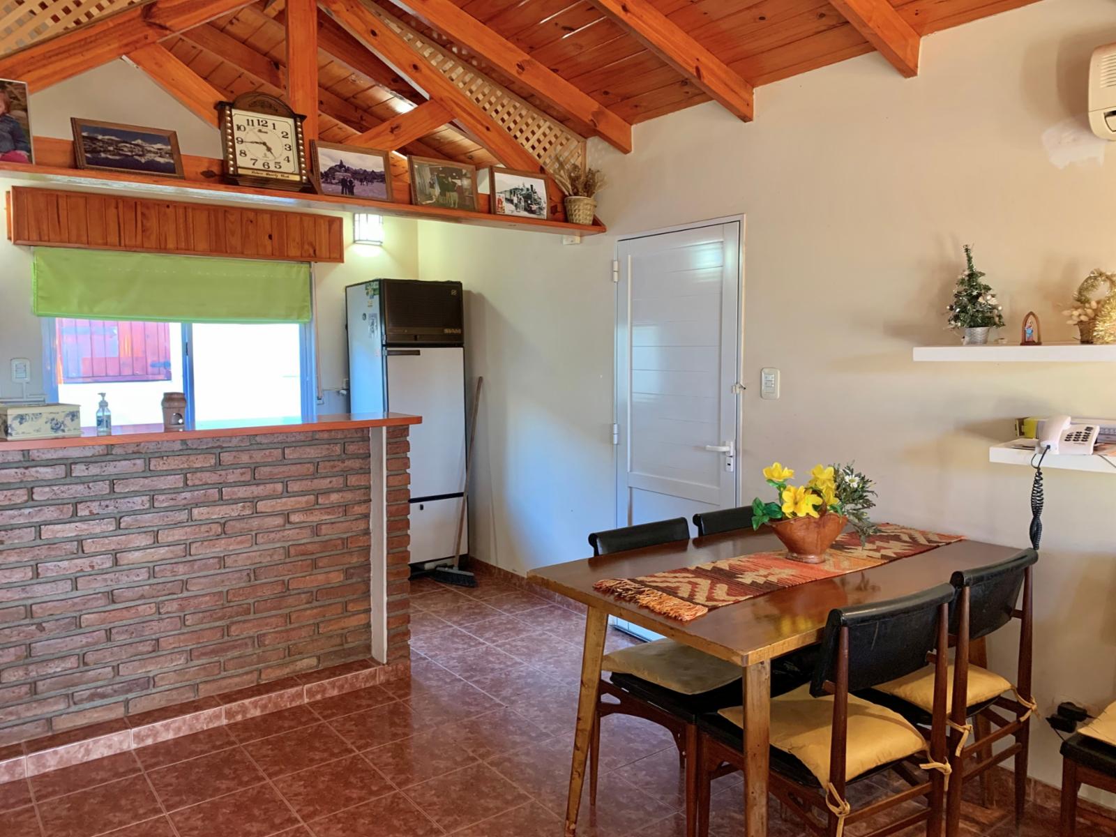 CASA CON QUINCHO Y ESTACIONAMIENTO — foto 7