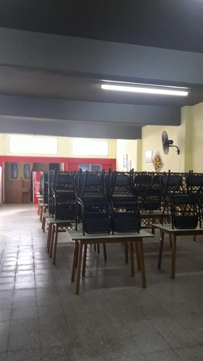 EXCELENTE LOCAL COMERCIAL + CASA A LA VENTA - 5