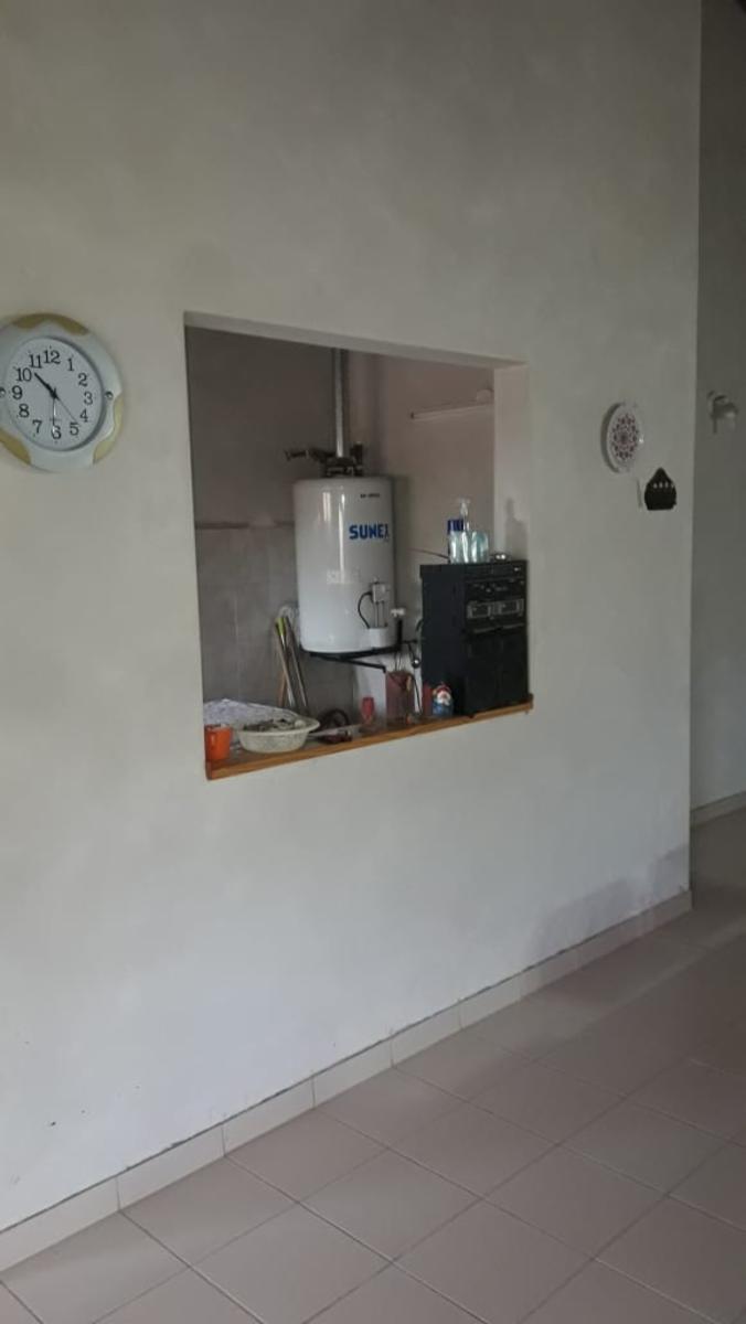 EXCELENTE LOCAL COMERCIAL + CASA A LA VENTA - 12