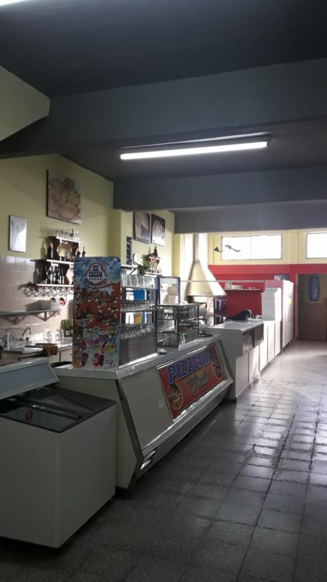 EXCELENTE LOCAL COMERCIAL + CASA A LA VENTA - 16