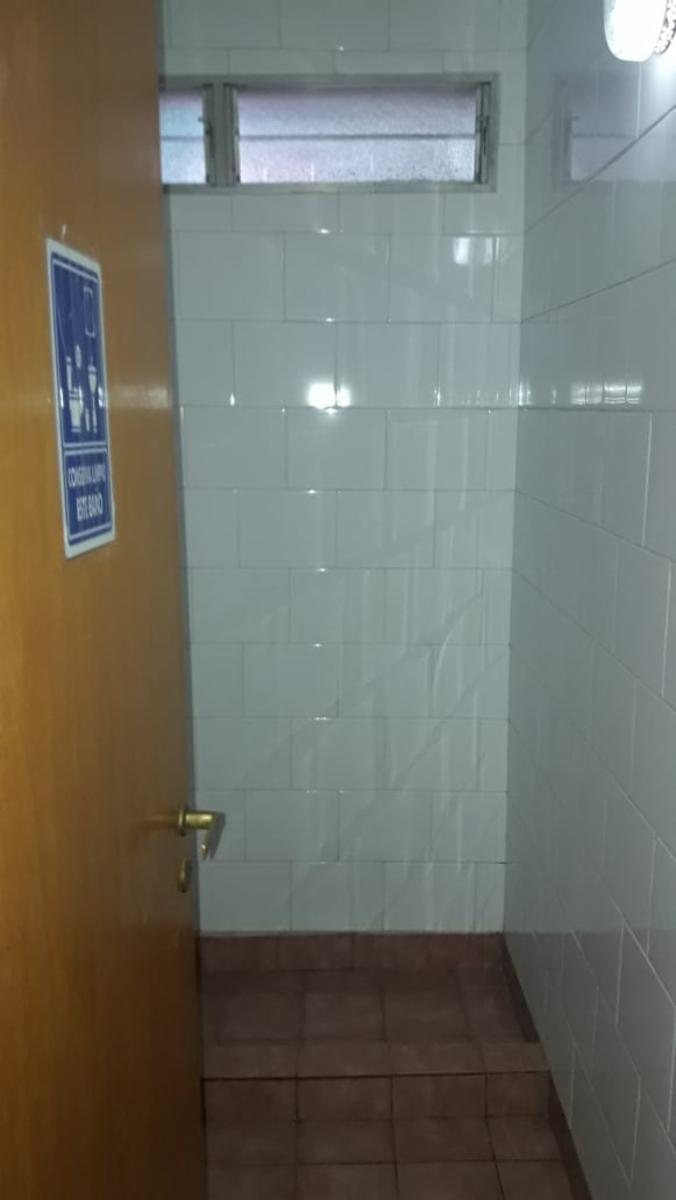 EXCELENTE LOCAL COMERCIAL + CASA A LA VENTA - 17
