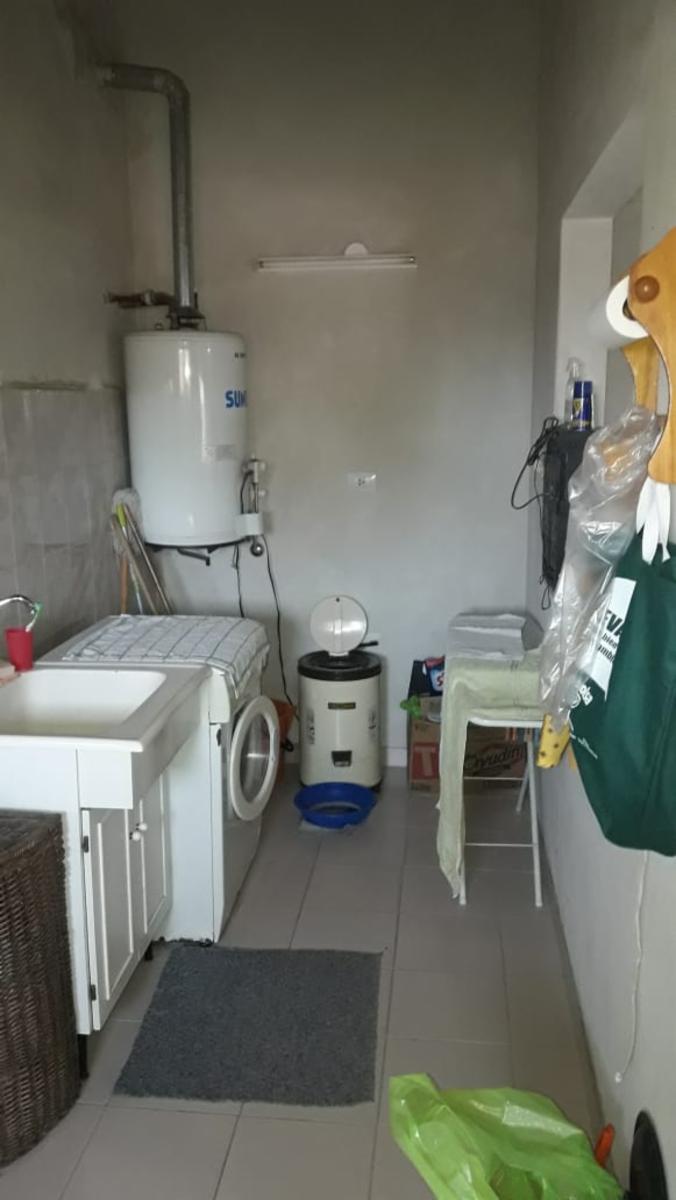 EXCELENTE LOCAL COMERCIAL + CASA A LA VENTA - 22