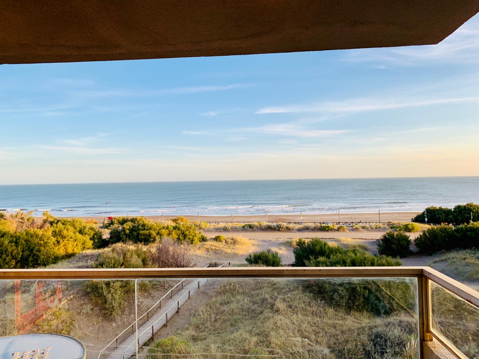 SEMIPISO FRENTE AL MAR, EXCELENTE — foto 5