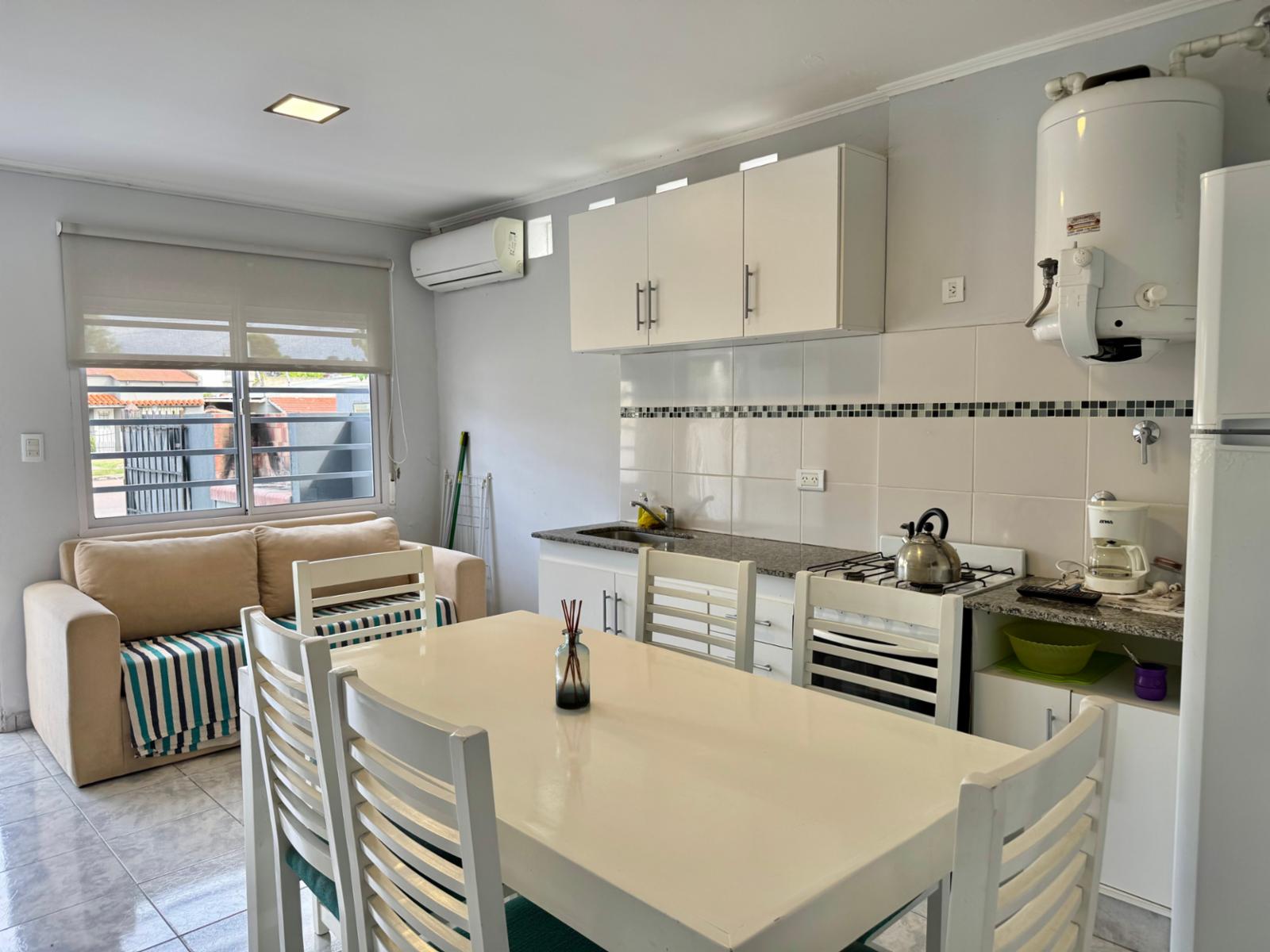 DEPARTAMENTO 1 DORMITORIO A 250 M DE LA PLAYA