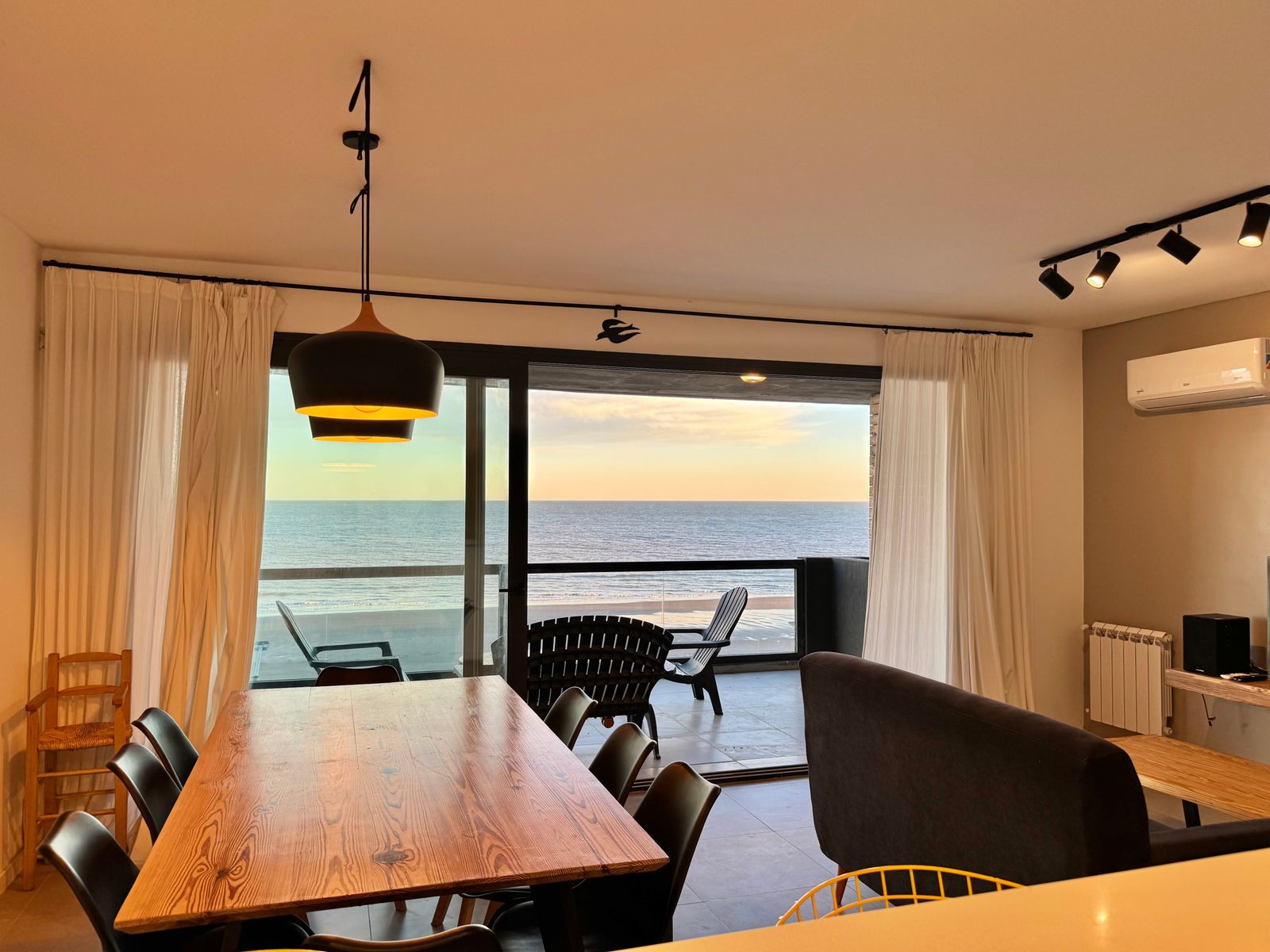 HERMOSO SEMIPISO FRENTE AL MAR — foto 9
