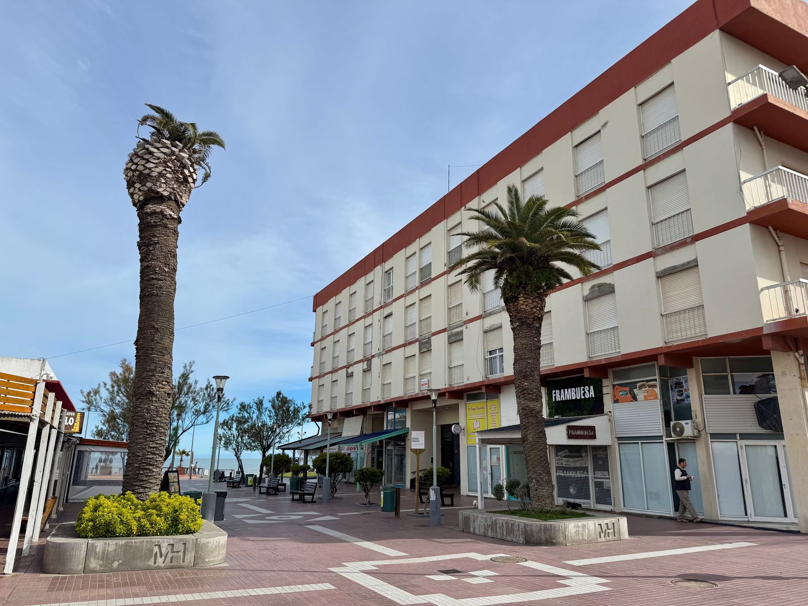 DEPTO CÉNTRICO 1 DORMI CON COCHERA A METROS DEL MAR — foto 15