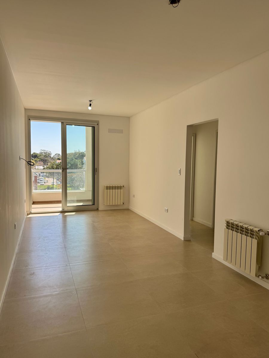IMPECABLE DEPTO A ESTRENAR A 100 M DEL MAR — foto 3