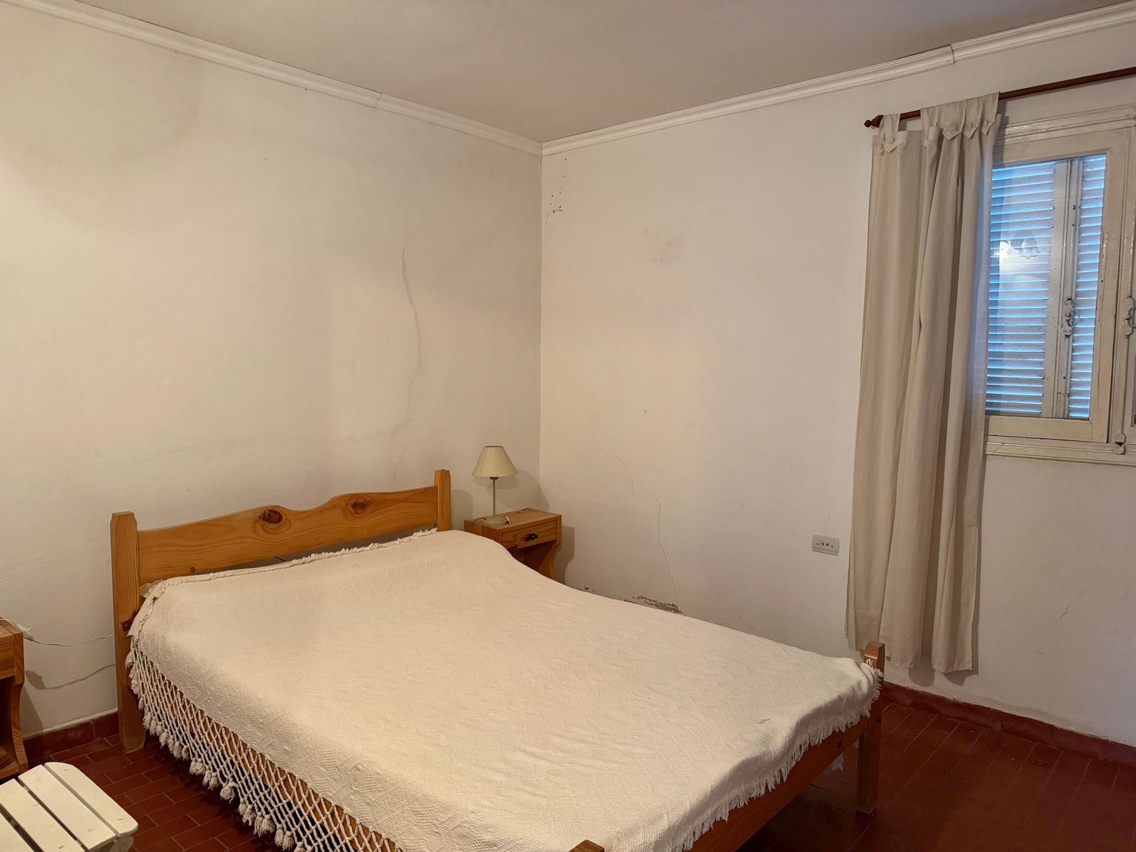 CASA 3 DORMITORIOS, PATIO Y PARRILLA -A REFACCIONAR — foto 11