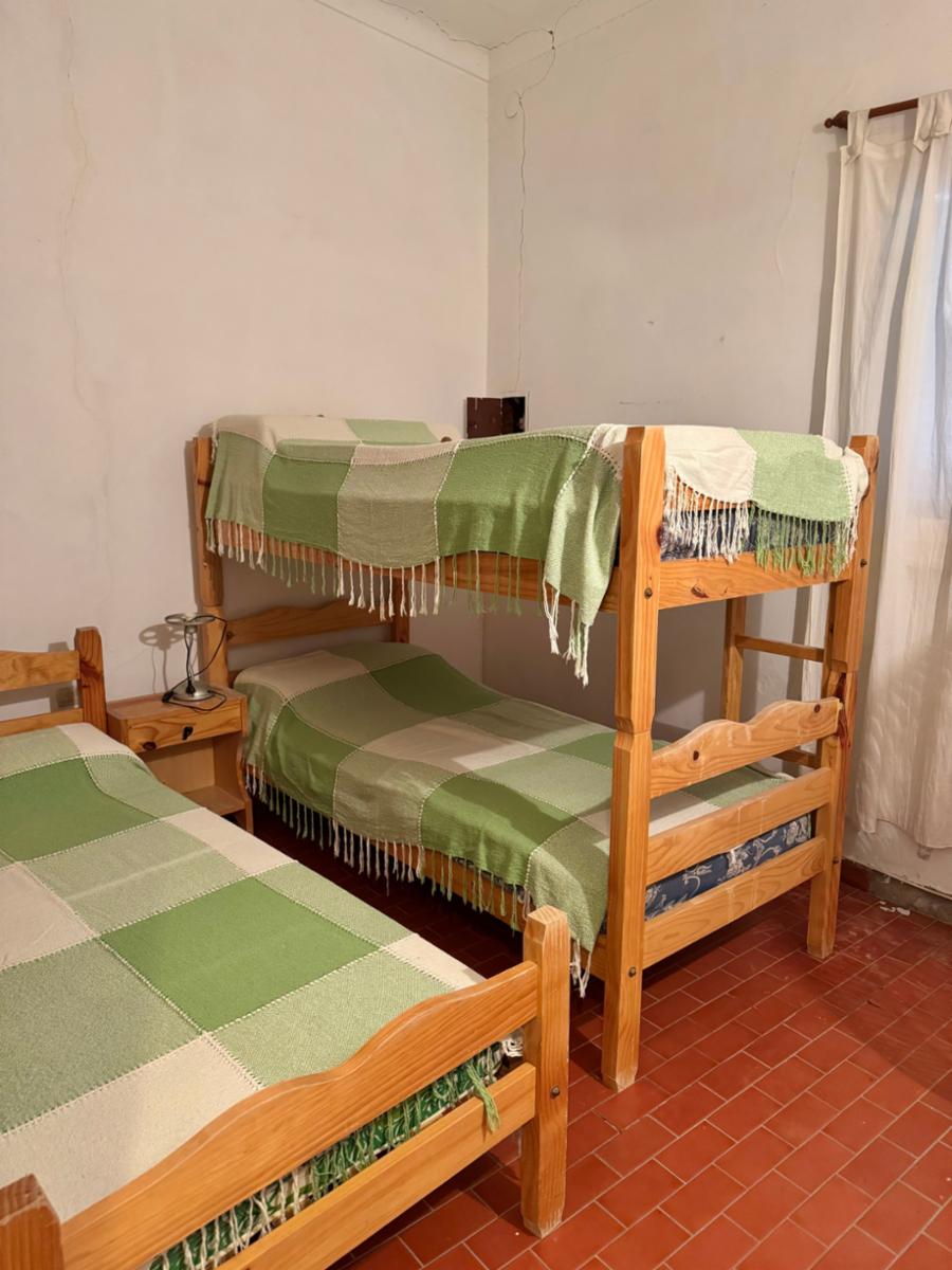 CASA 3 DORMITORIOS, PATIO Y PARRILLA -A REFACCIONAR — foto 15