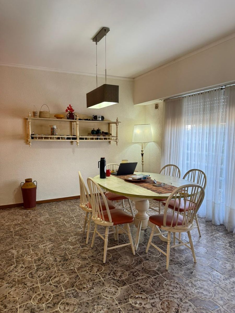 CASA DE 3 DORMITORIOS A UNA CUADRA DEL MAR — foto 7