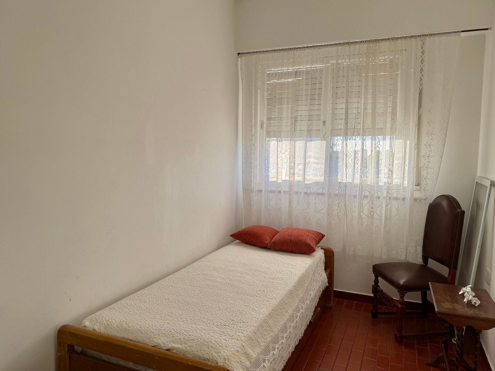 DEPARTAMENTO CÉNTRICO 2 DORMITORIOS CON COCHERA — foto 12