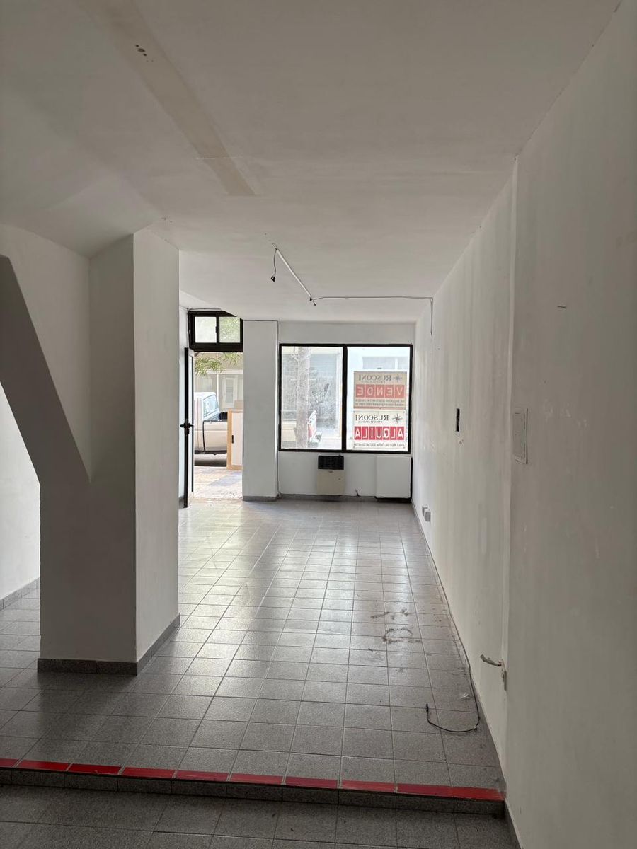 En Venta Local Comercial Centrico - 1