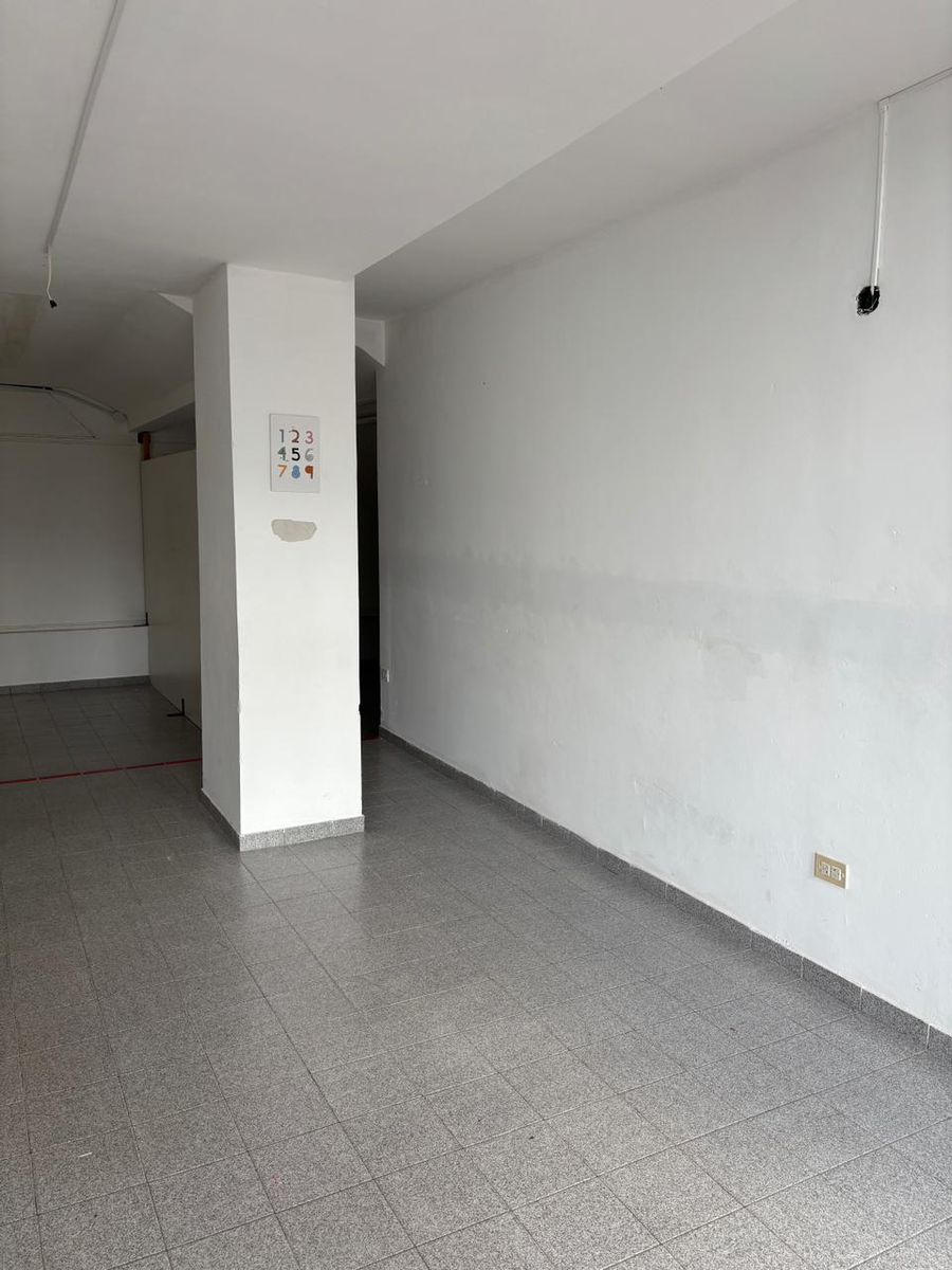 En Venta Local Comercial Centrico - 3