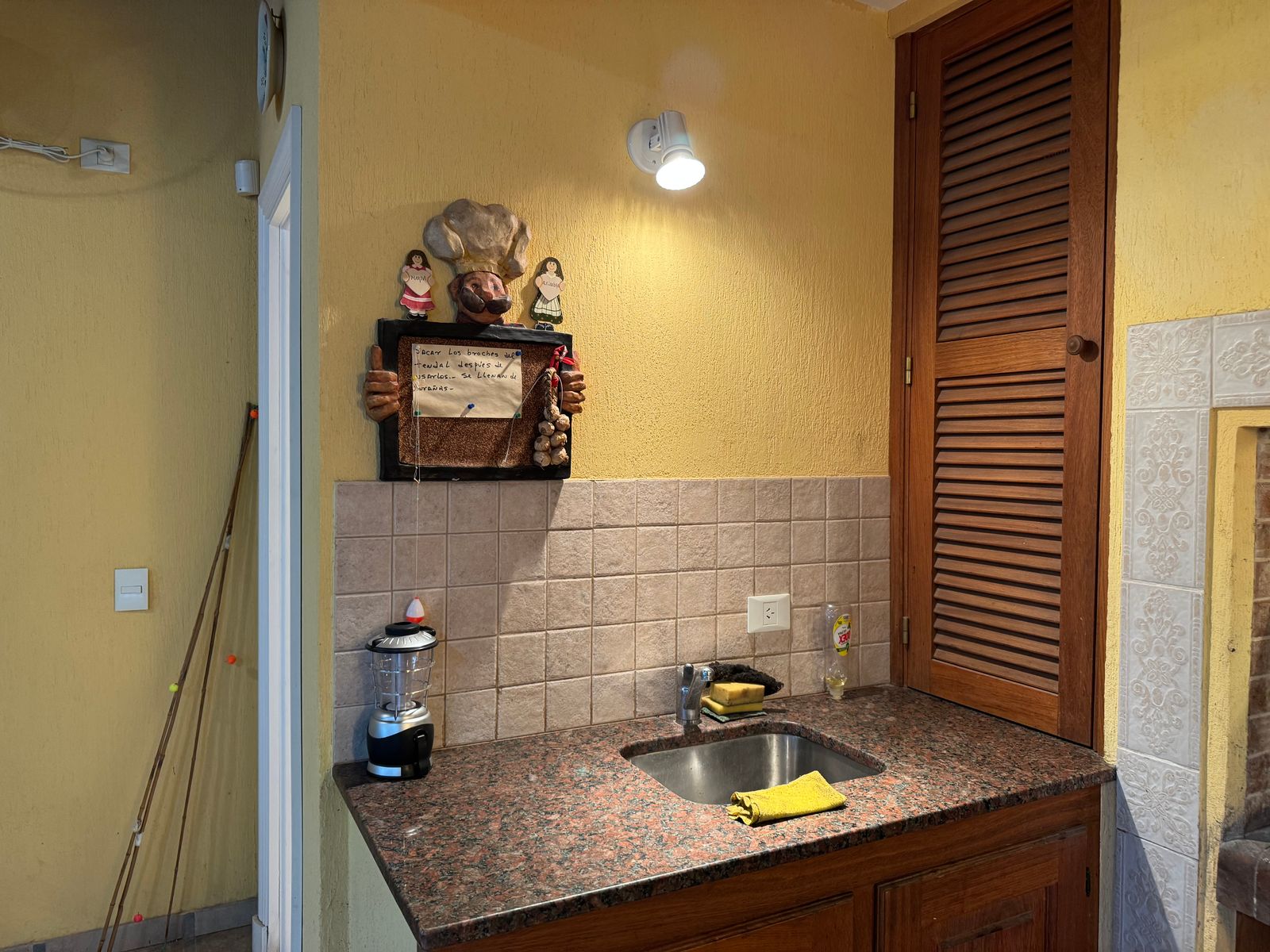 IMPONENTE CASA EN DOS PLANTAS - 32