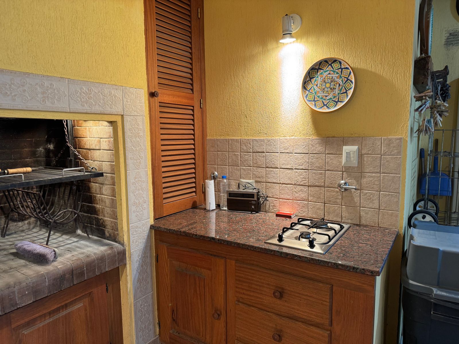 IMPONENTE CASA EN DOS PLANTAS - 33