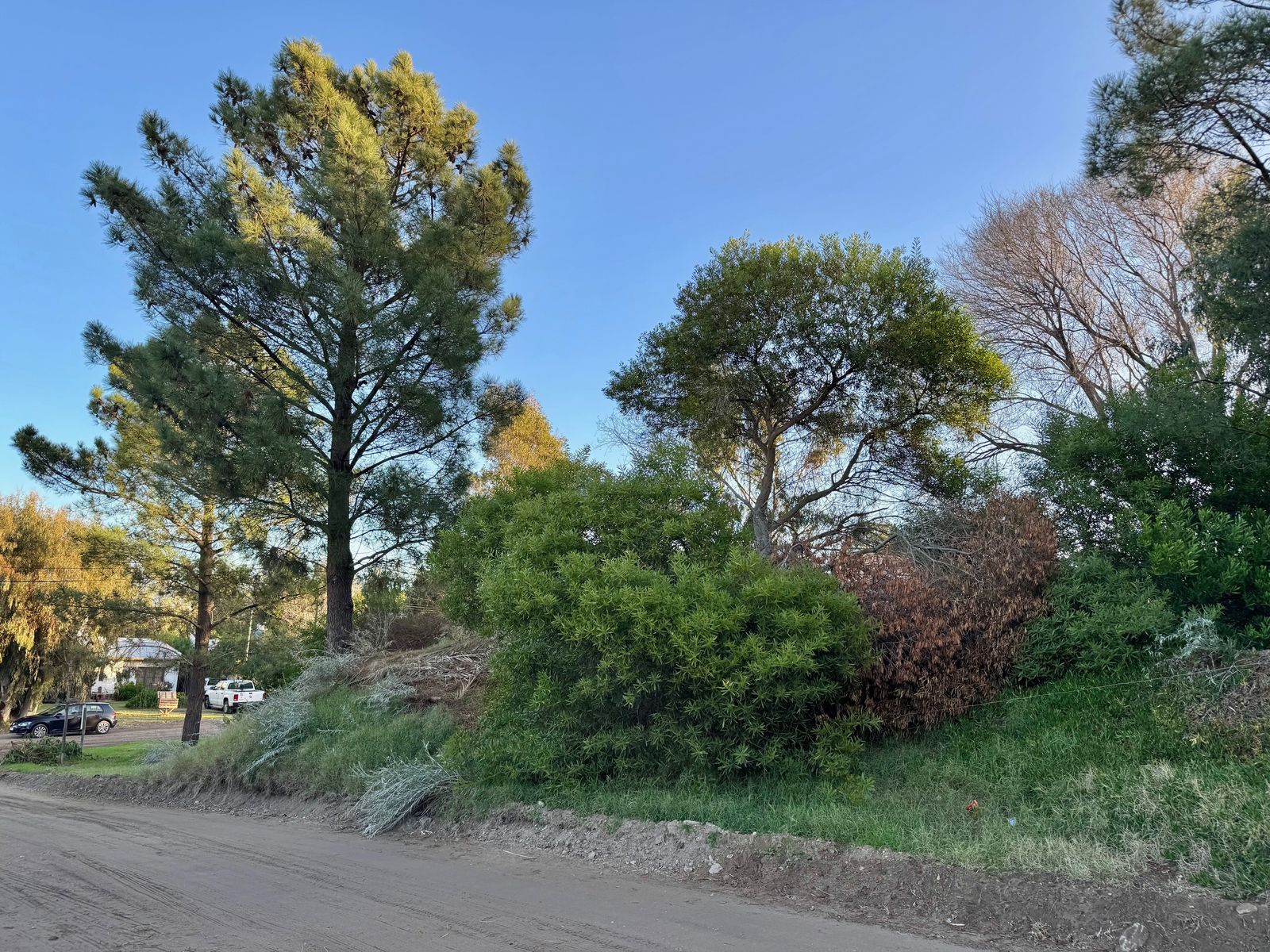 TERRENO EN ESQUINA BARRIO DUFAUR - 7