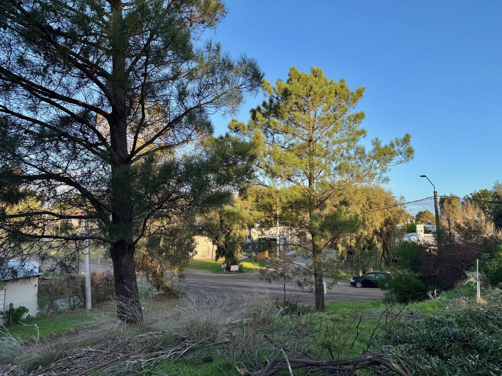 TERRENO EN ESQUINA BARRIO DUFAUR - 8