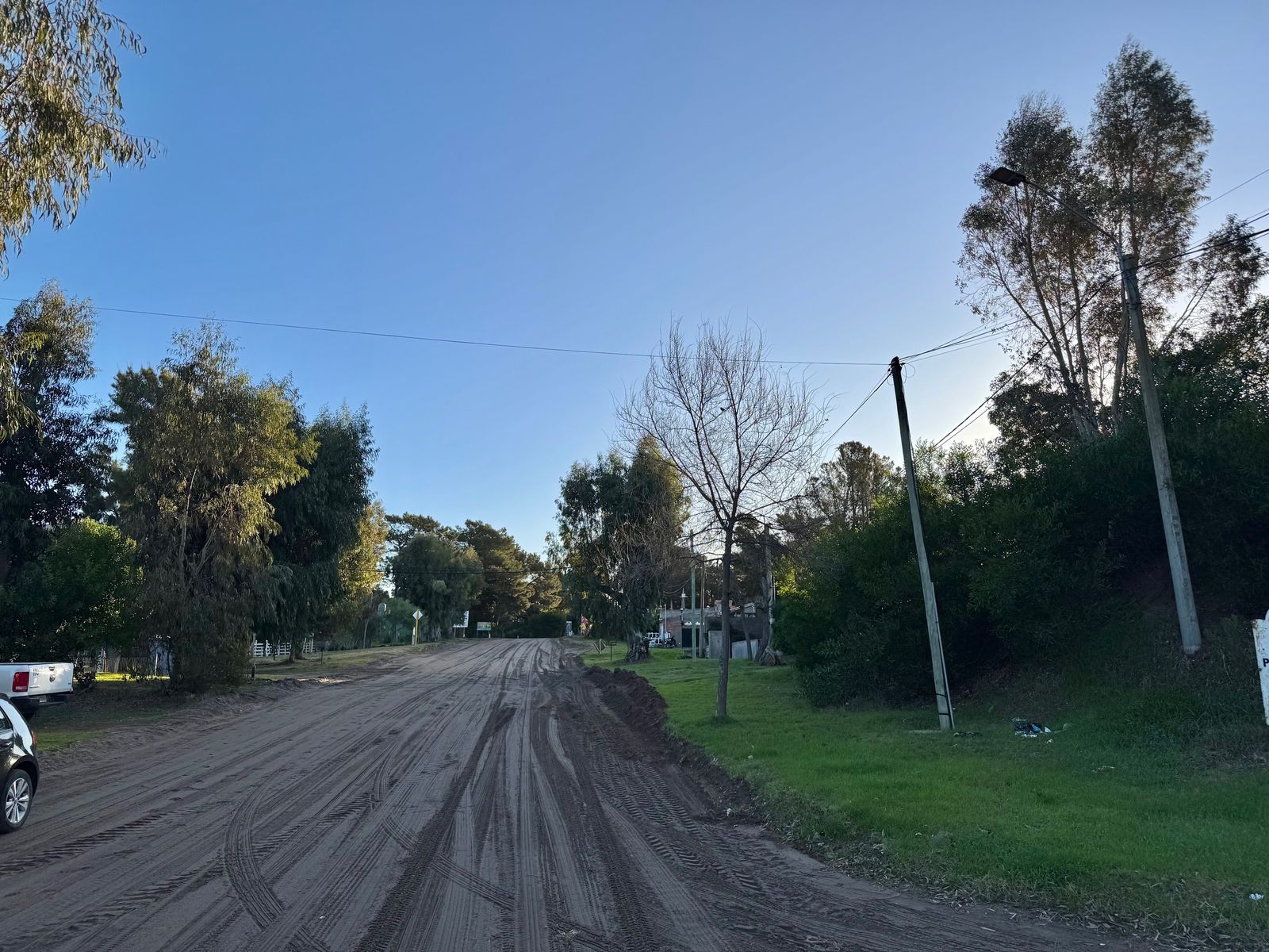 TERRENO EN ESQUINA BARRIO DUFAUR - 10