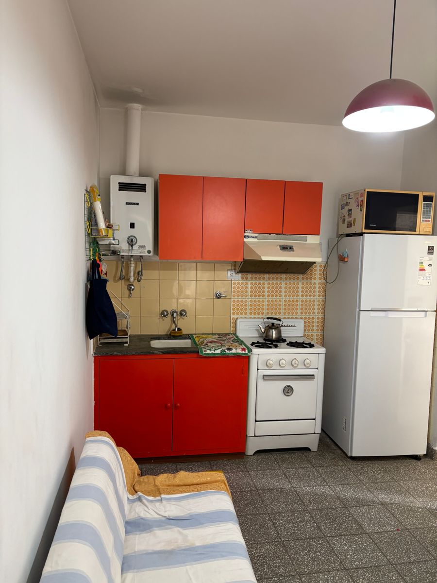 EN VENTA - DEPARTAMENTO A PASOS DEL MAR - 3