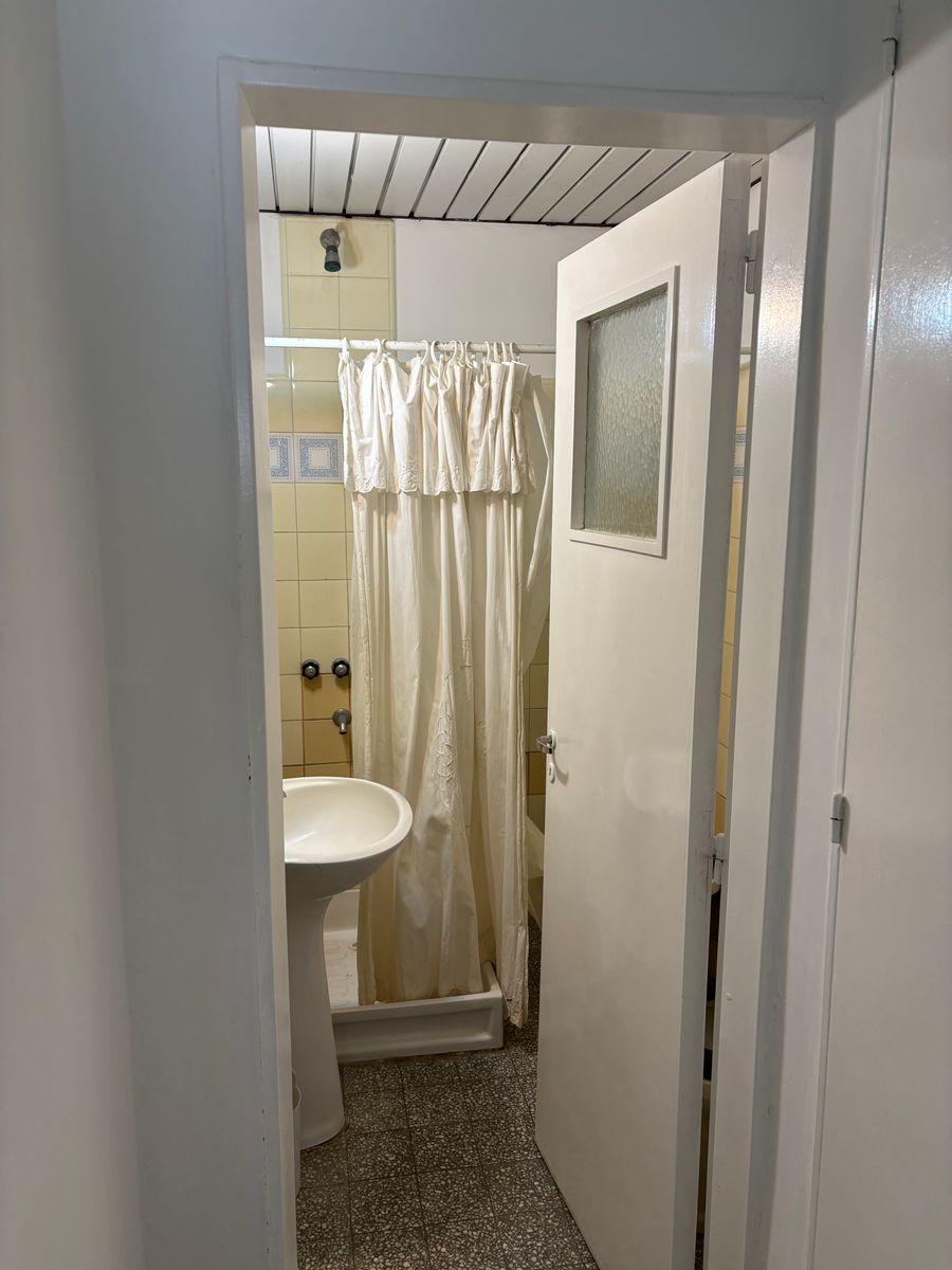 EN VENTA - DEPARTAMENTO A PASOS DEL MAR - 11