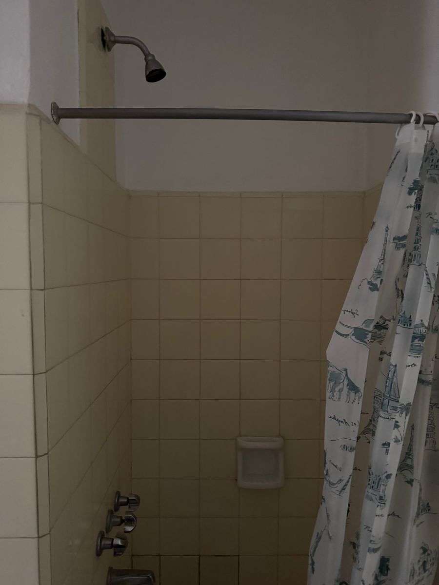EN VENTA - DEPARTAMENTO SOBRE CALLE COSTANERA - 16