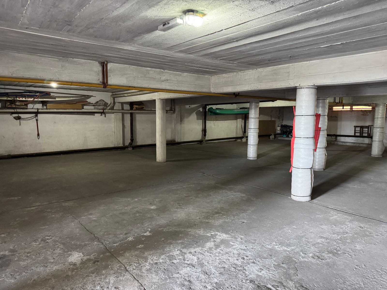 EN VENTA - DEPARTAMENTO SOBRE CALLE COSTANERA - 19