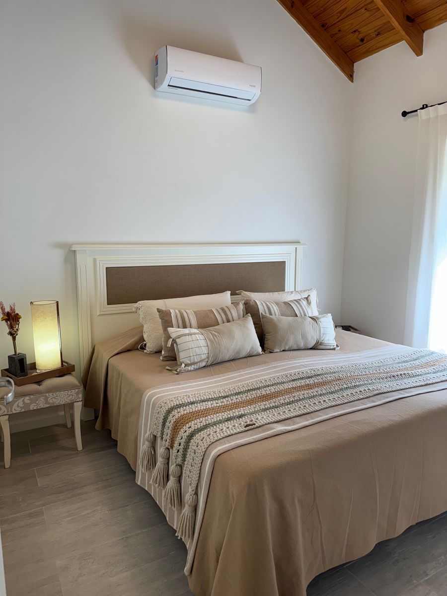 ENCANTADORA CASA EN EXCELENTE UBICACIÓN - 9