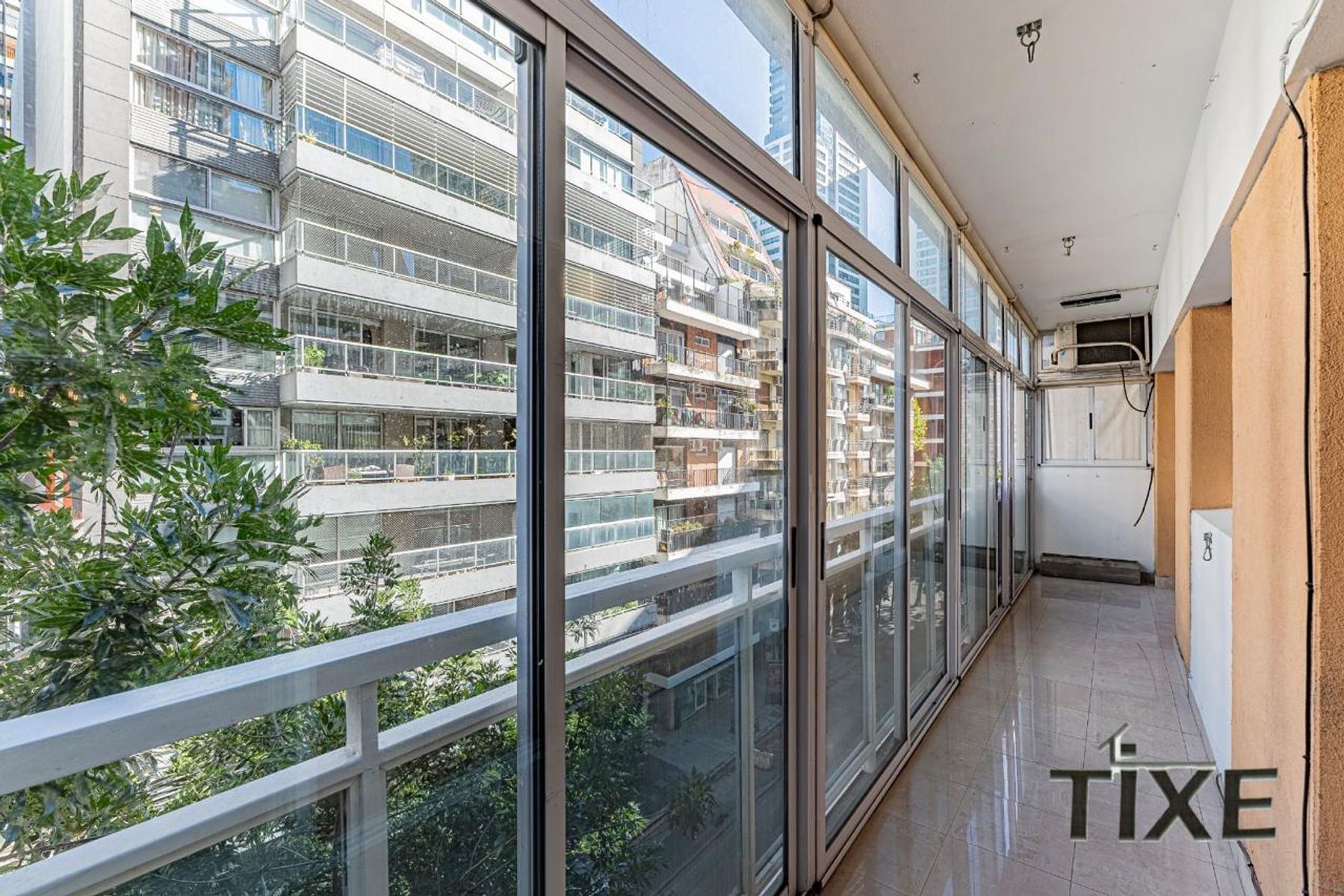Salguero y Castex. 2 Dorm. 2 Baños. Balcón. Dependencias. Cochera. Impecable. — foto 5