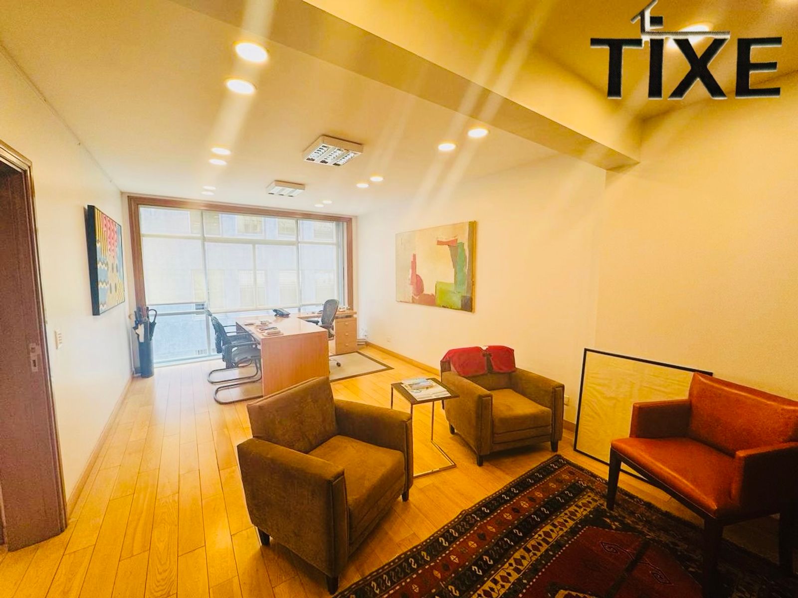 Reconquista y Av. Corrientes. Impecable Oficina 170 m2 al frente. Cochera. - 13