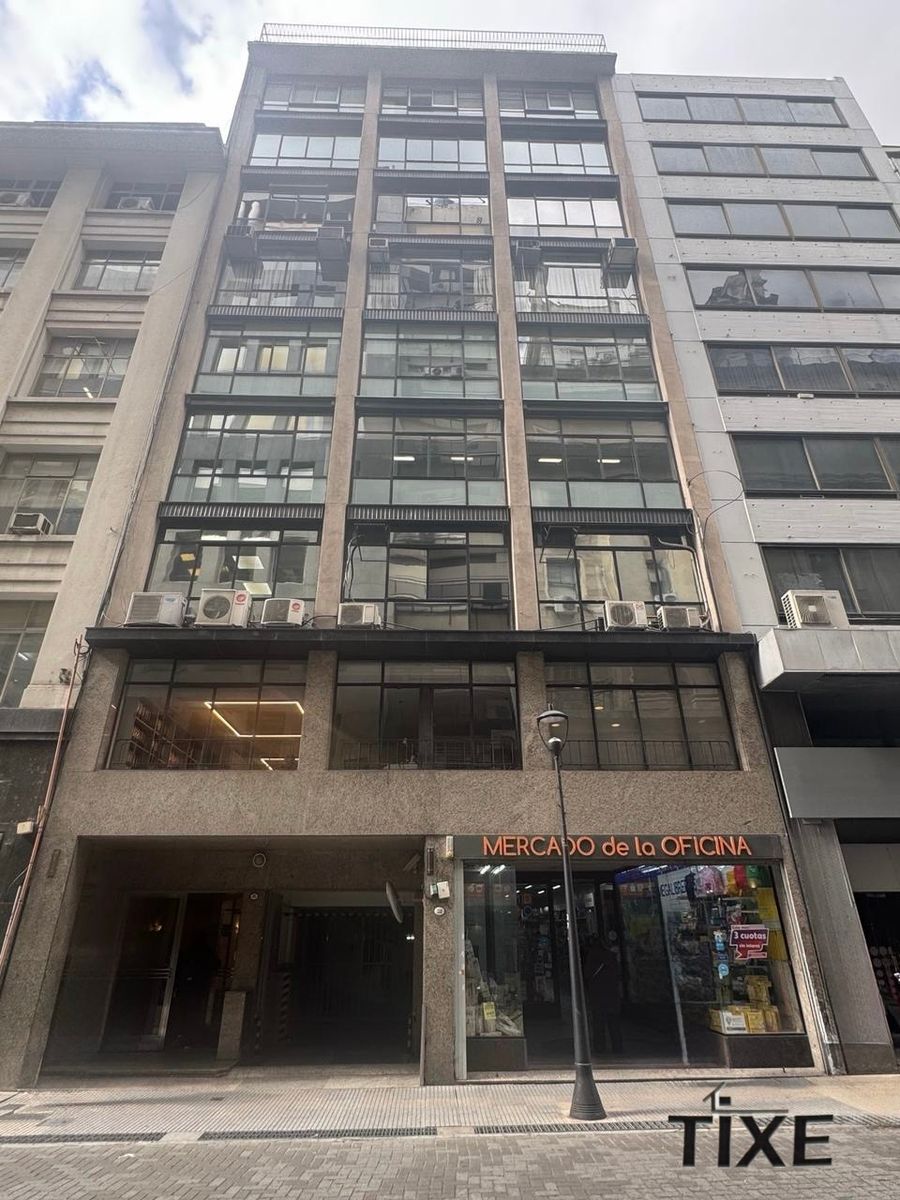 Reconquista y Av. Corrientes. Impecable Oficina 170 m2 al frente. Cochera. - 26