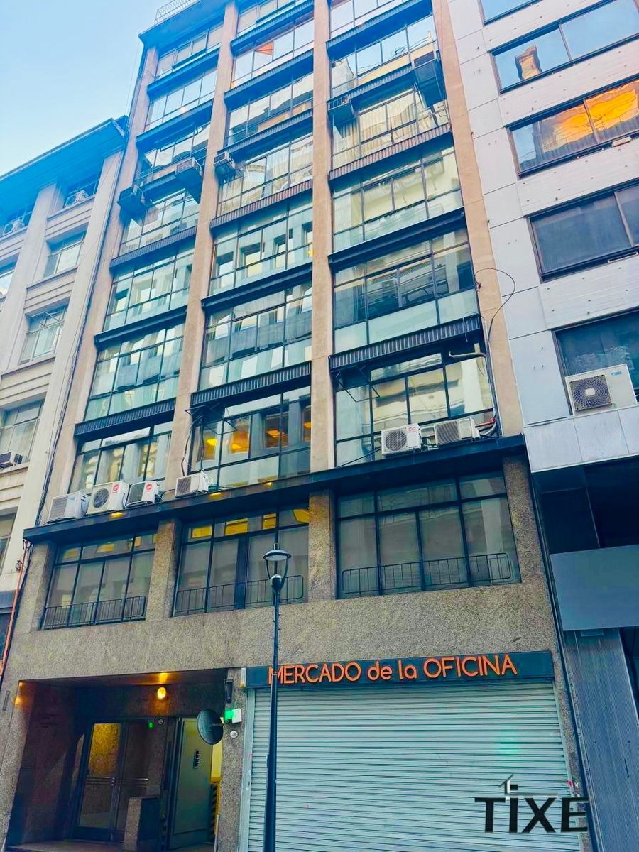 Reconquista y Av. Corrientes. Impecable Oficina 170 m2 al frente. Cochera. - 27