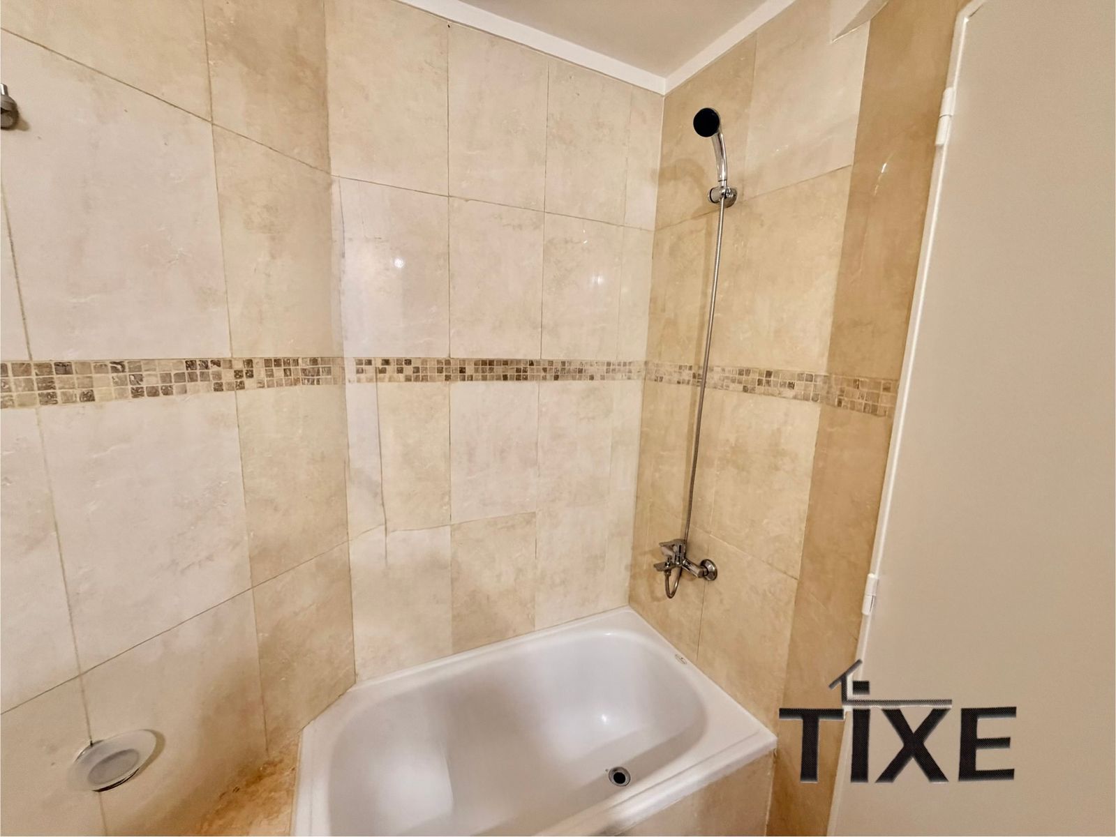 Saavedra. Excelente unidad piso alto con vistas, balcón y full amenities. Bajas expensas. — foto 14