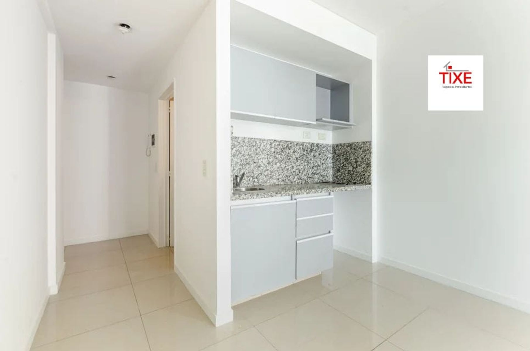 Colegiales. Ambiente seminuevo. C/Fte. Balcón, vistas. Amenities. - 6
