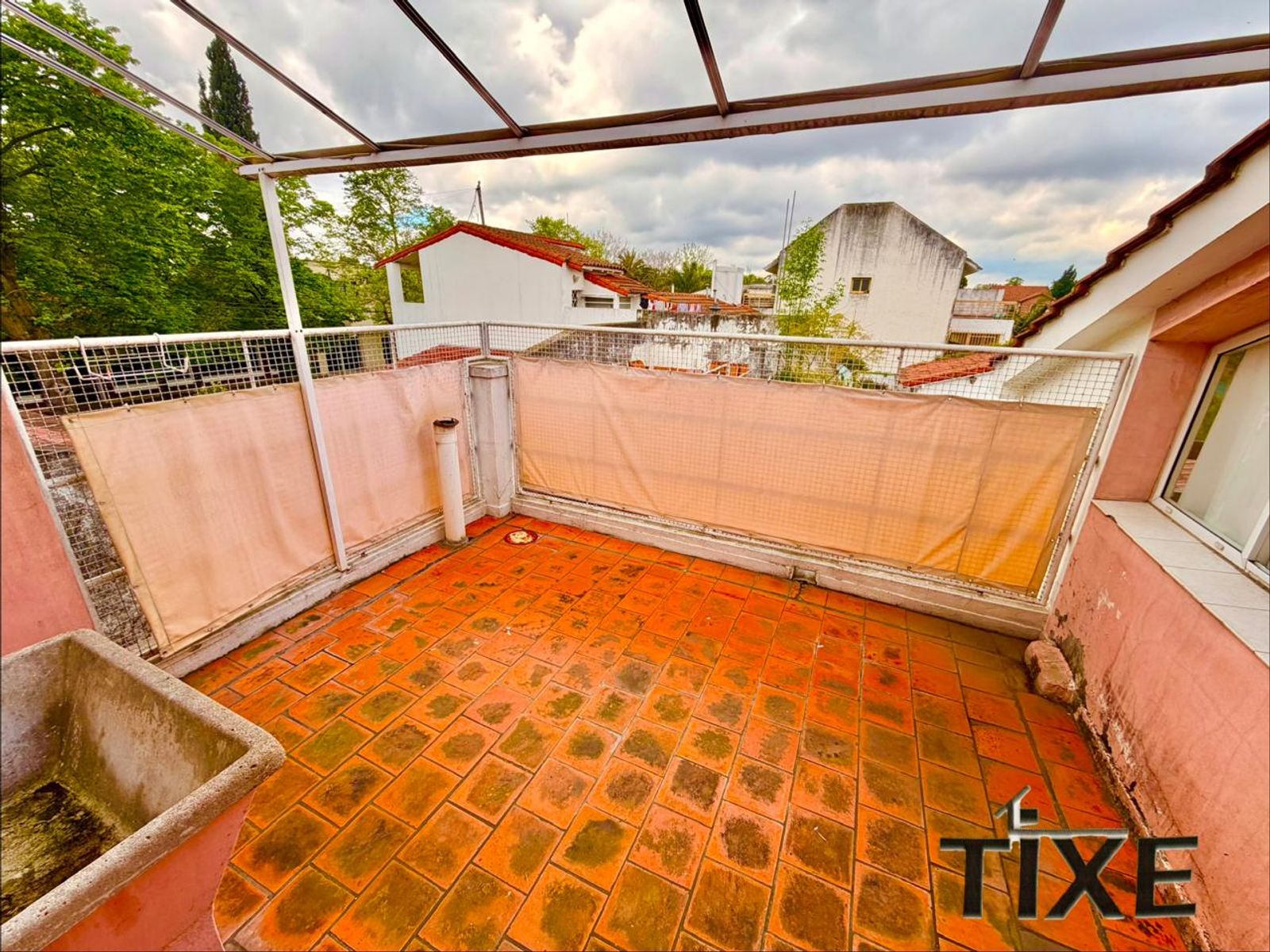 Ohiggins y Carvajal. Lote propio. Casa en PB c/ jardín y Depto independiente 2 Amb. c/ terraza. - 36