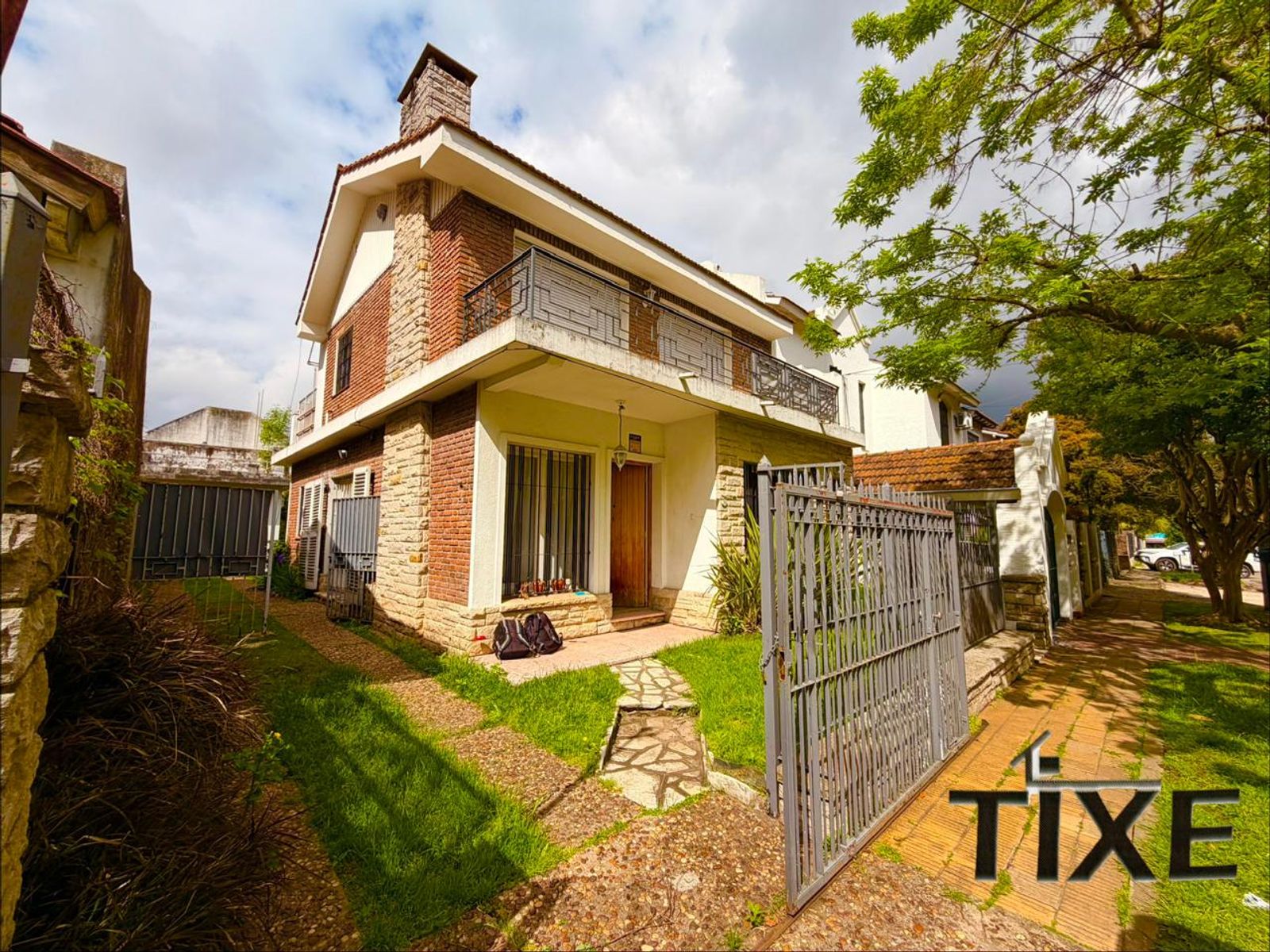 Ohiggins y Carvajal. Lote propio. Casa en PB c/ jardín y Depto independiente 2 Amb. c/ terraza. - 43